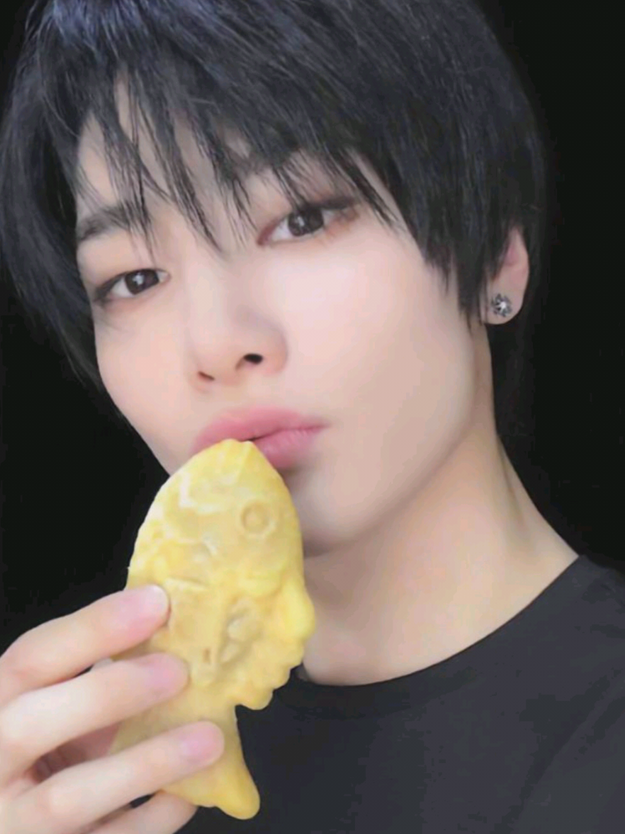 @𝐉𝐞𖦹𝐧𝐠𝐥𝐢𝐱𝐢𝐞🌑꒷꒦