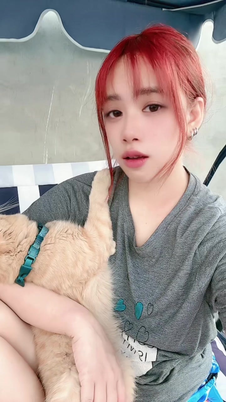 @มิ้นรักแมว😼