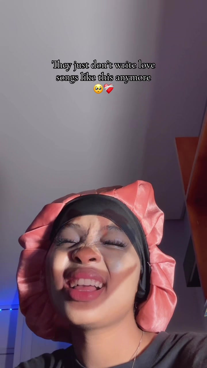 @uMalumekazi👩🏼&zwj;❤️&zwj;💋&zwj;👩🏽
