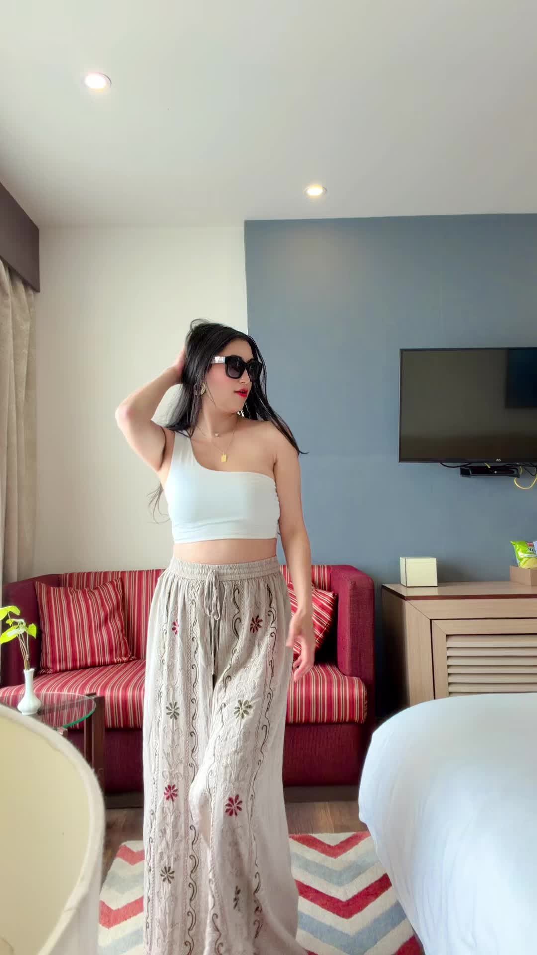 @roshna_karki_rose111
