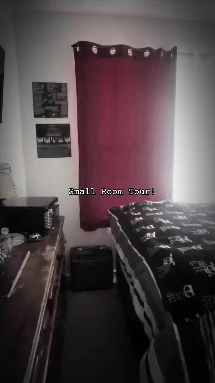 @⌖
