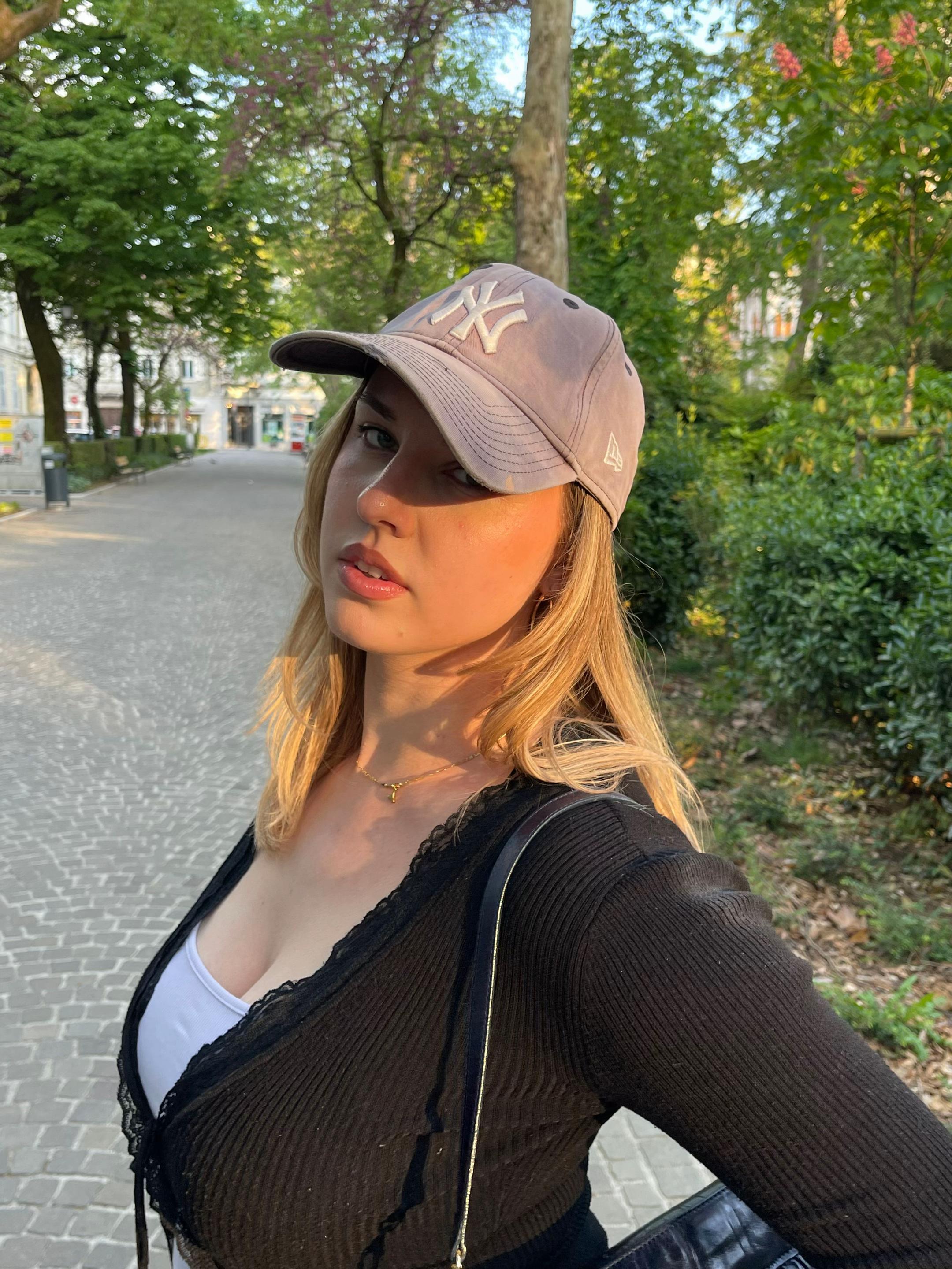 @Yllka✮