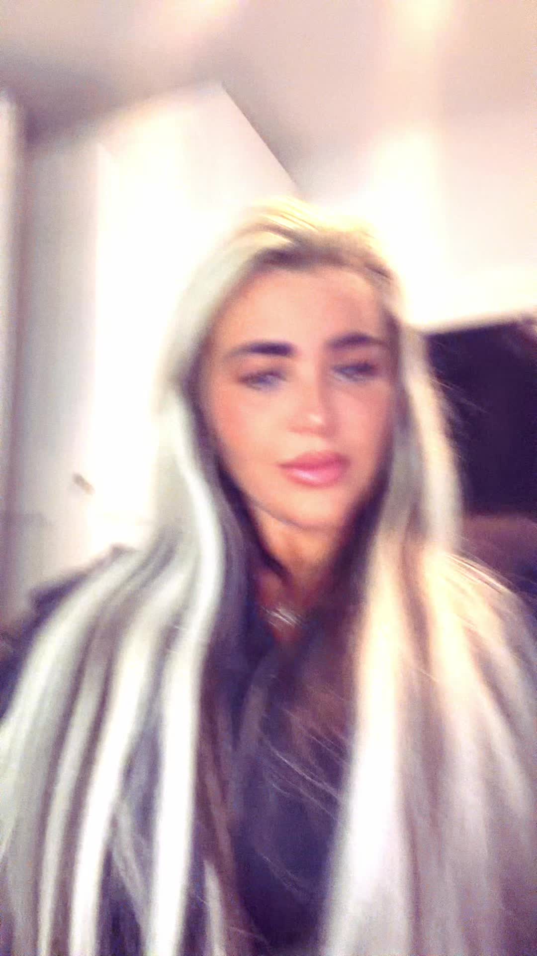 @Lilyrosexx