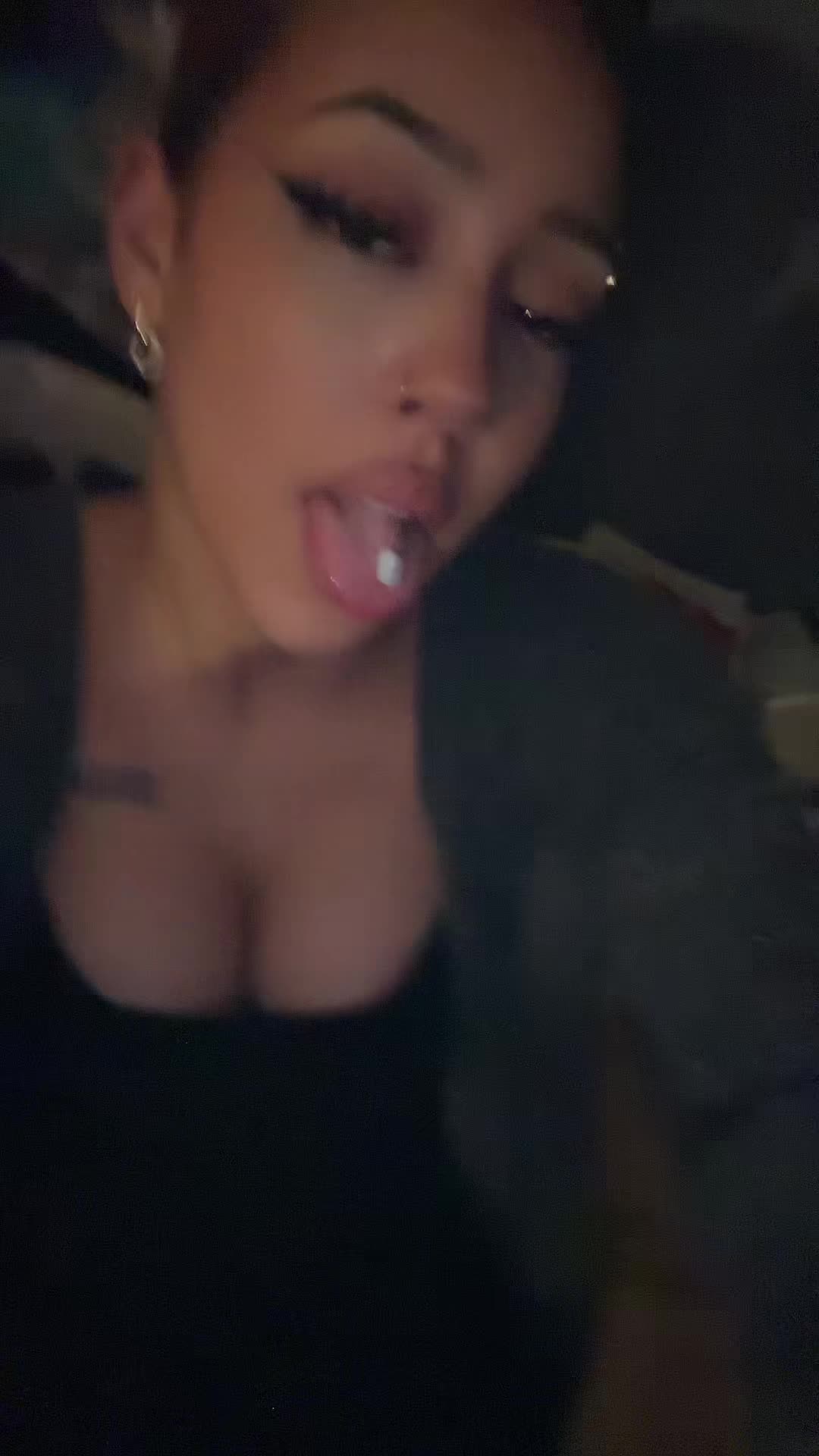 @๐๐ค‘