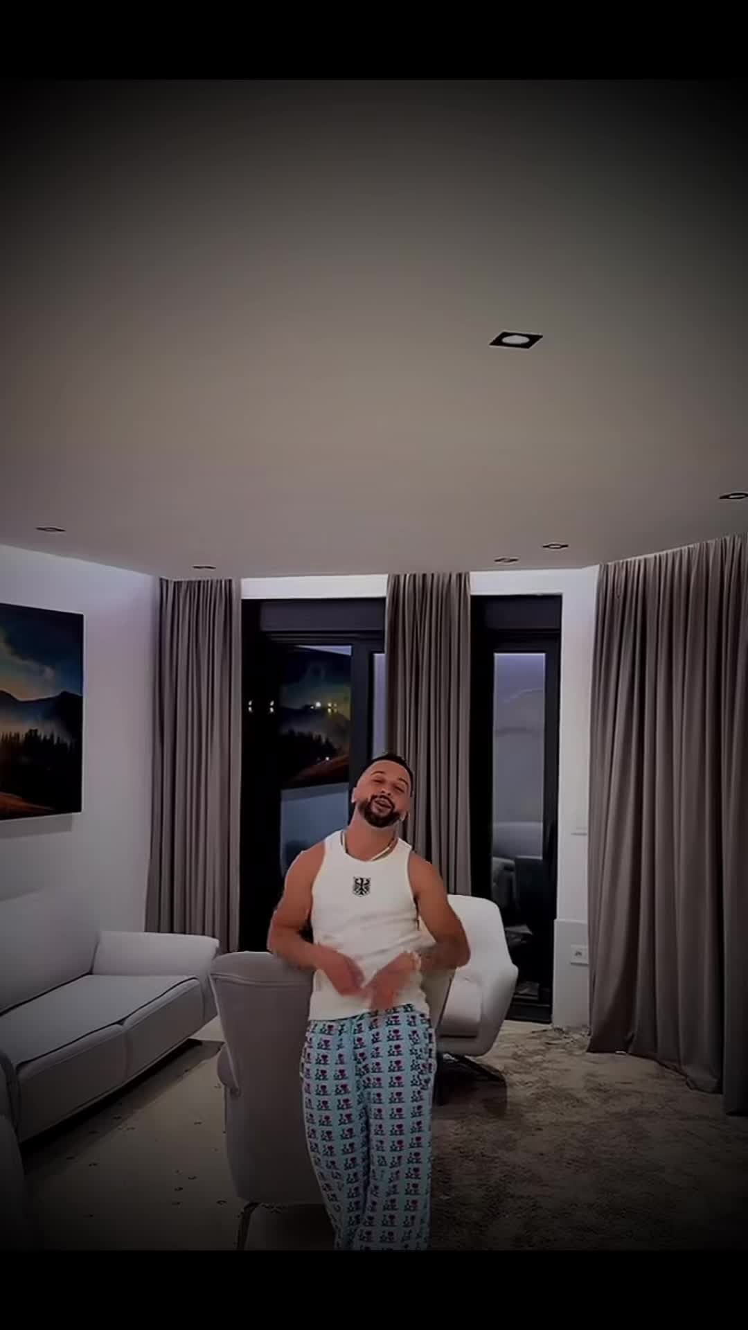 @hereforxhenestik