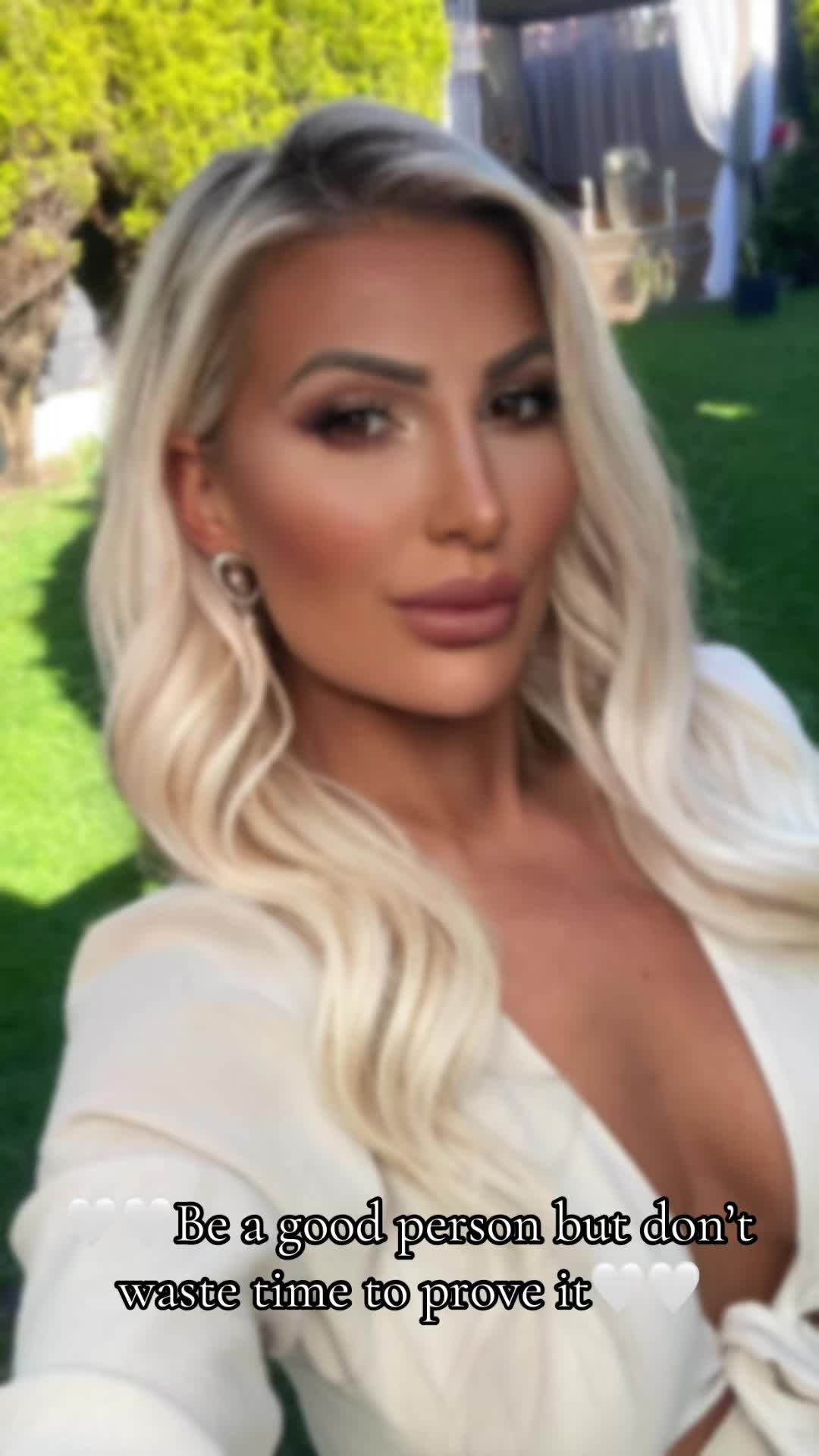 @elaSK1322