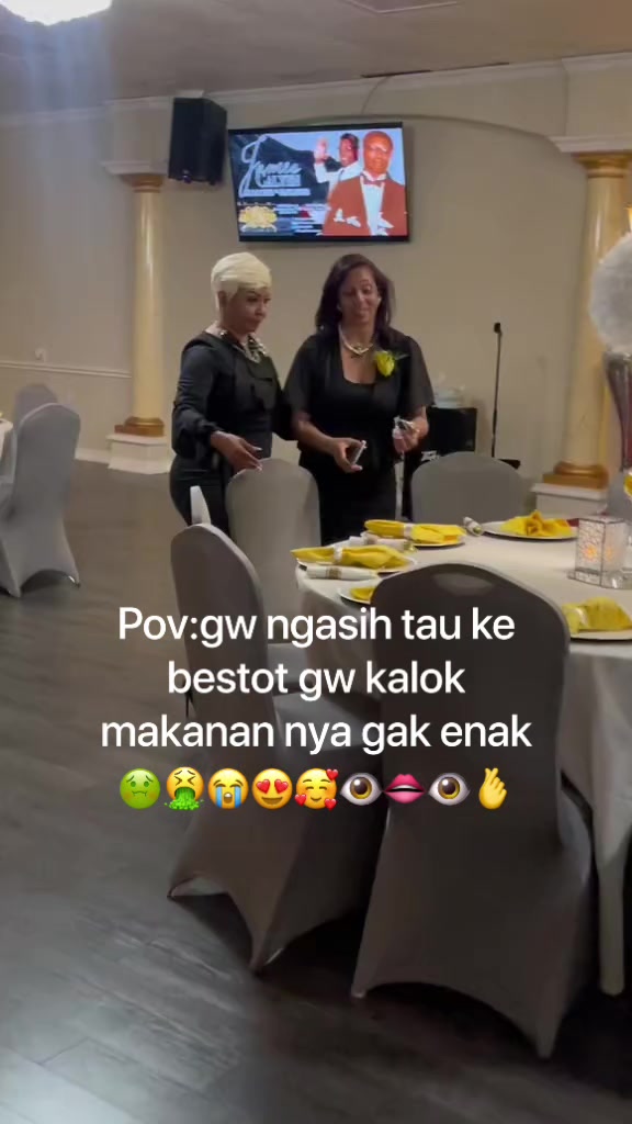 @Flotropica😍😘💅💅👁️👄👁️