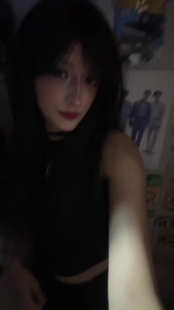@ナナ