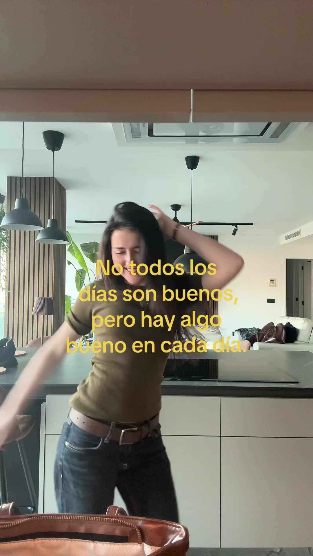 @✪