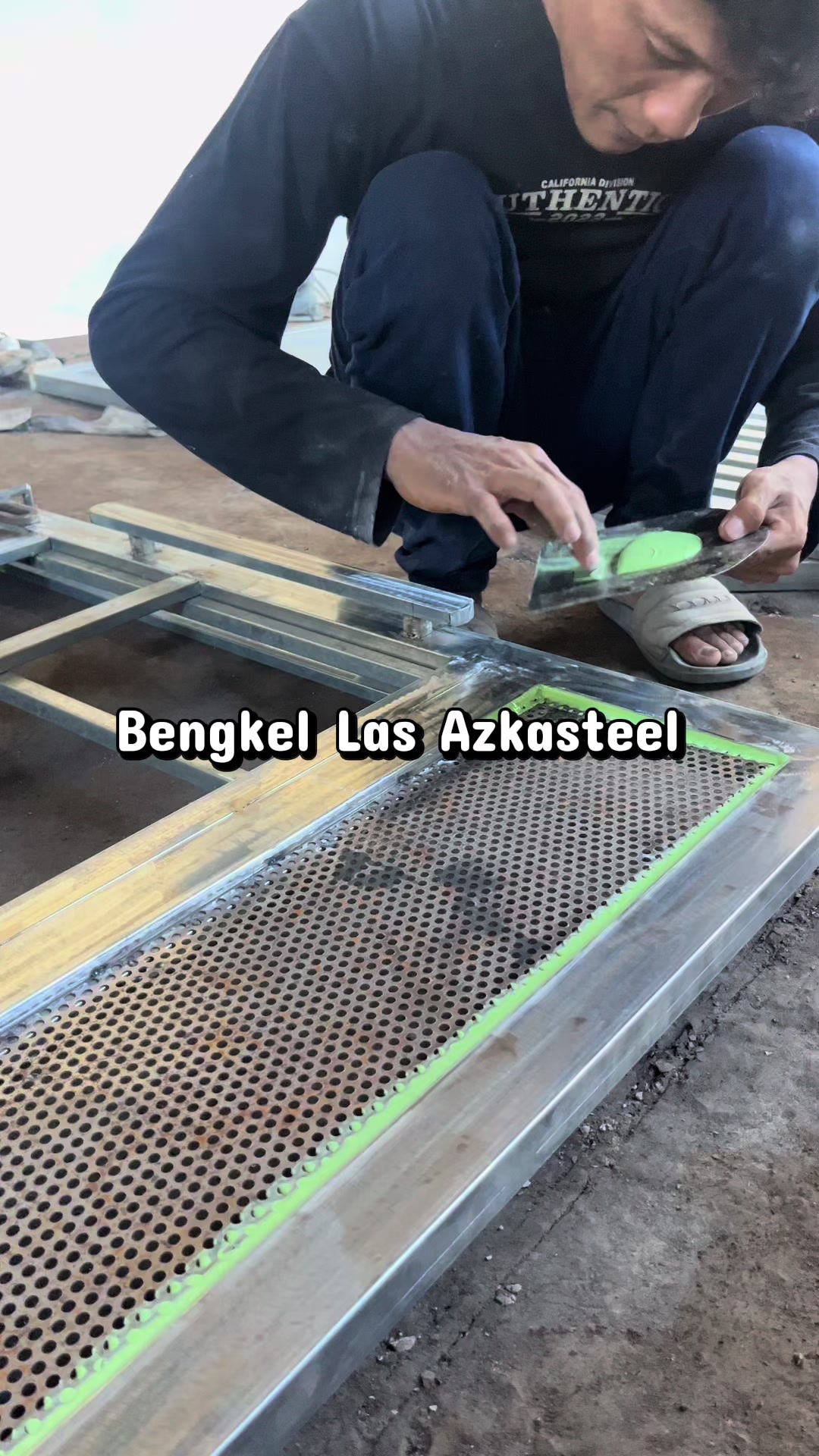 @Bengkel Las Azkasteel