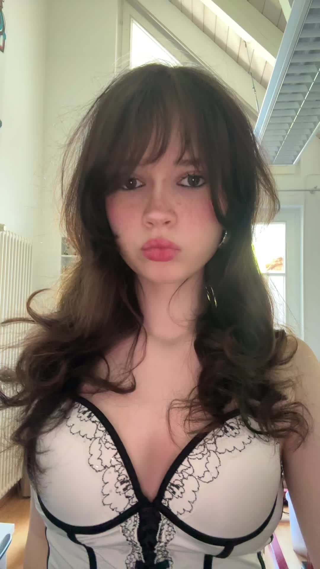 @Aneli