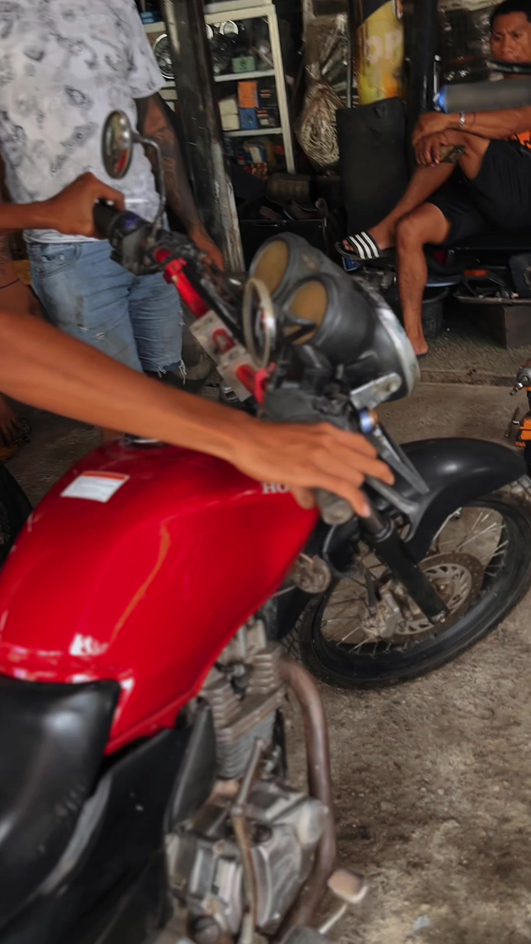 @Aiden Motor🦄🥴🇹🇱