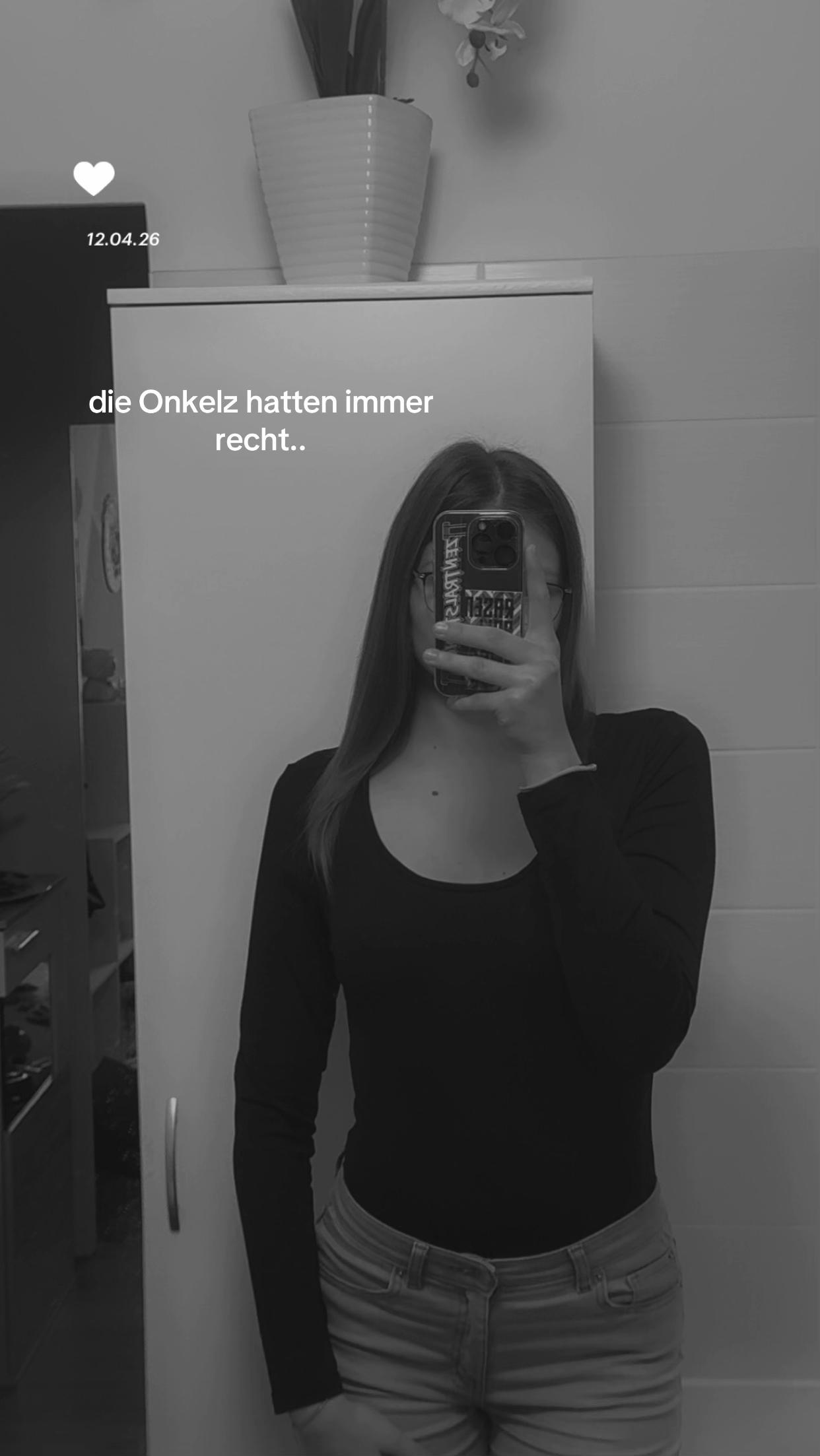 @𝔑𝔞𝔱𝔞𝔩𝔦𝔢 𝔰𝔬𝔭𝔥𝔦𝔢