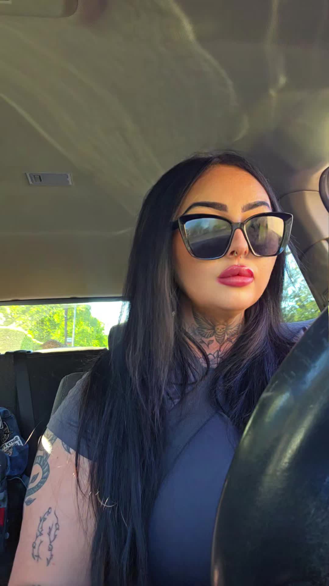 @Tanya&ensp;🖤