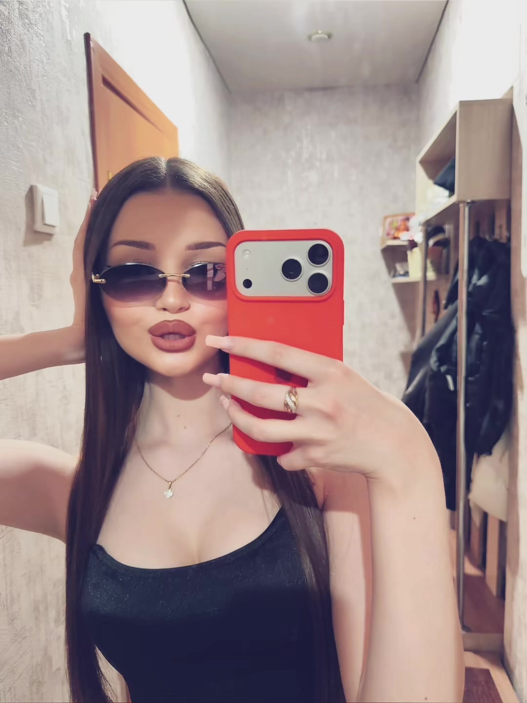 @i