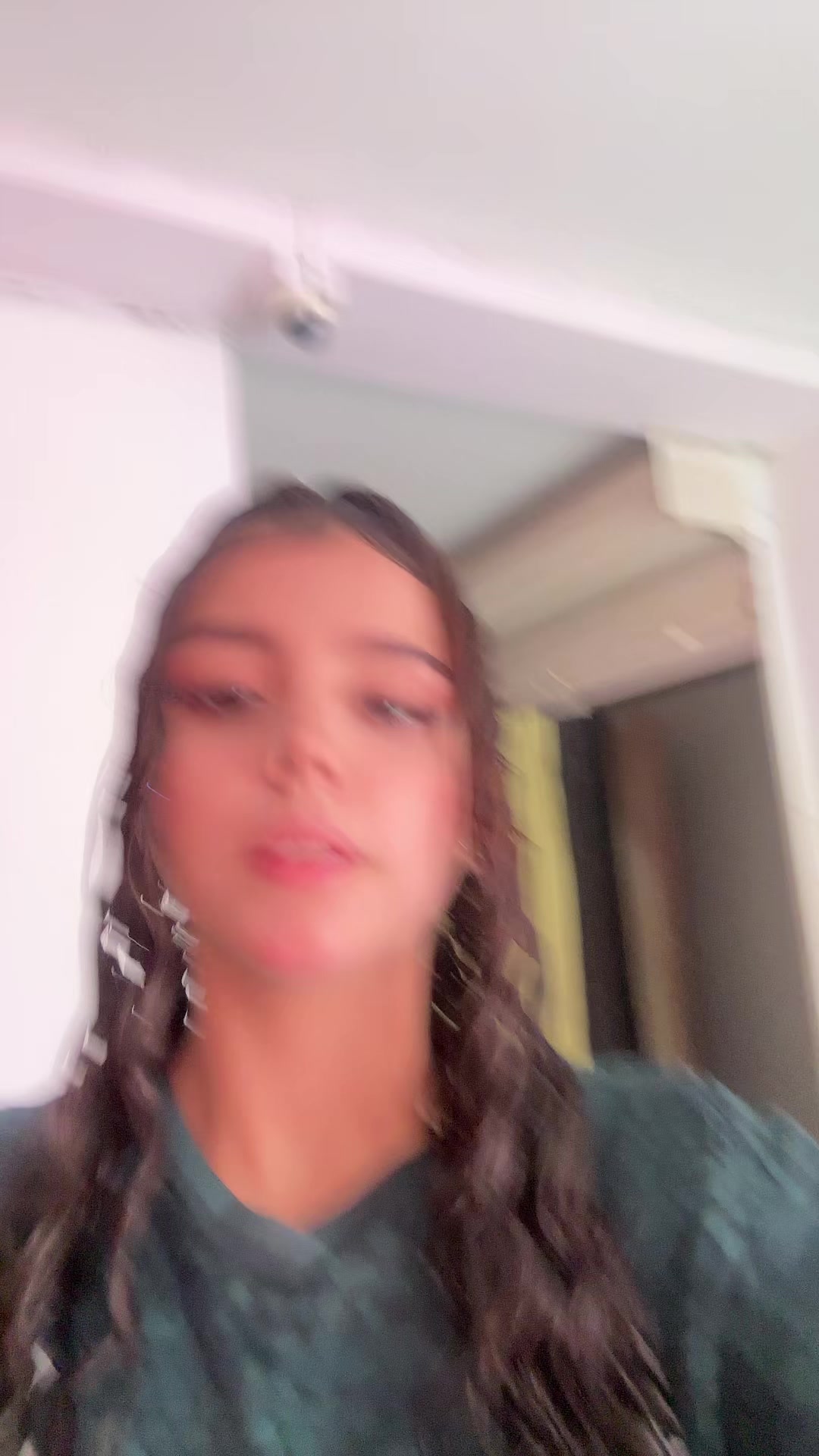@𝓘𝓼𝓪 💋