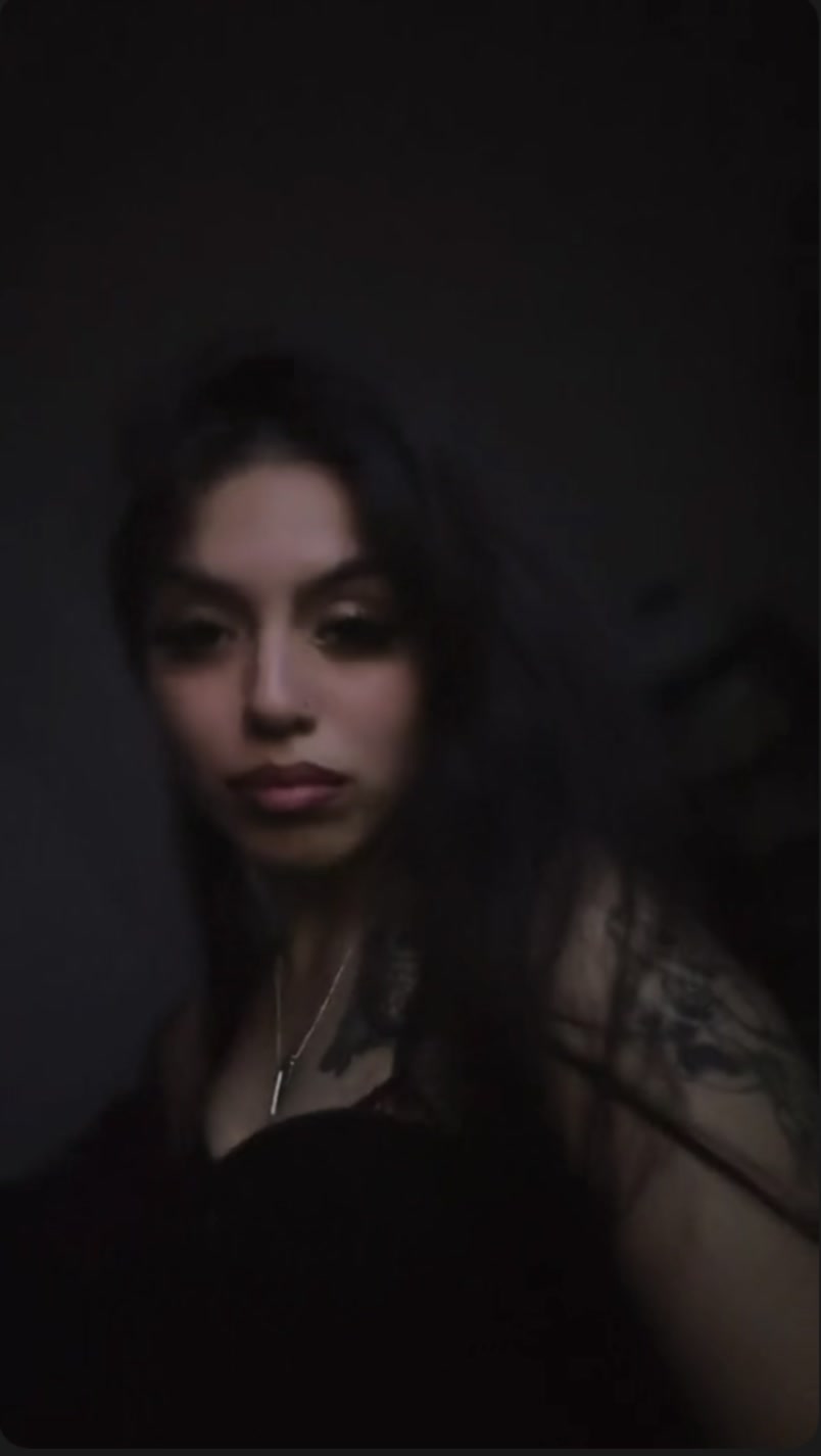 @𝖆𝖑𝖎𝖆𝖓𝖆 . 🇲🇽💜
