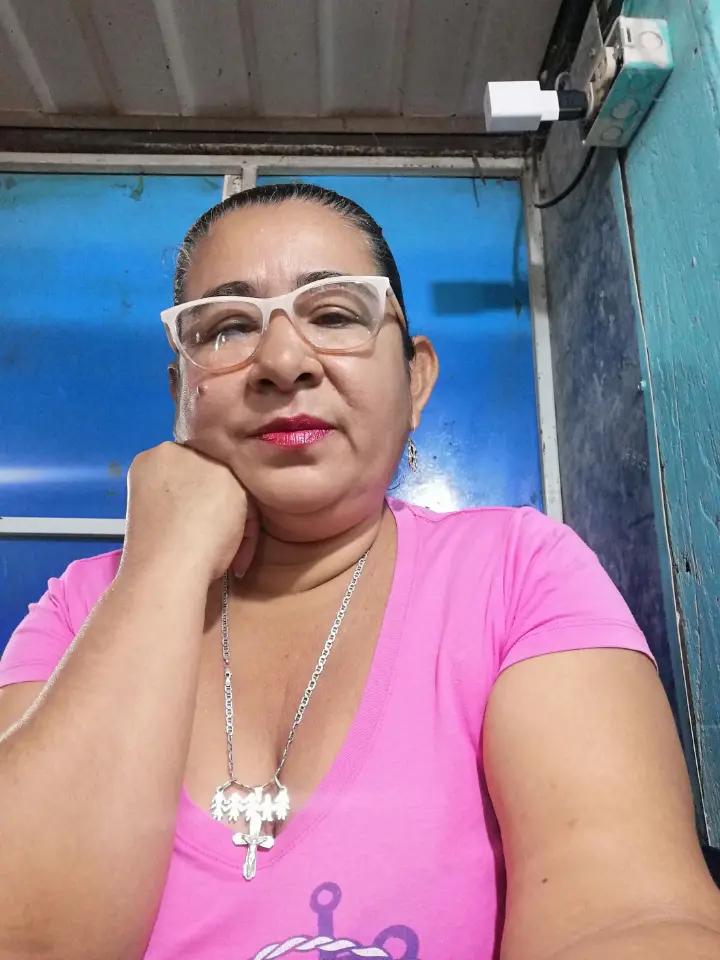 @Betsy C&oacute;rdova