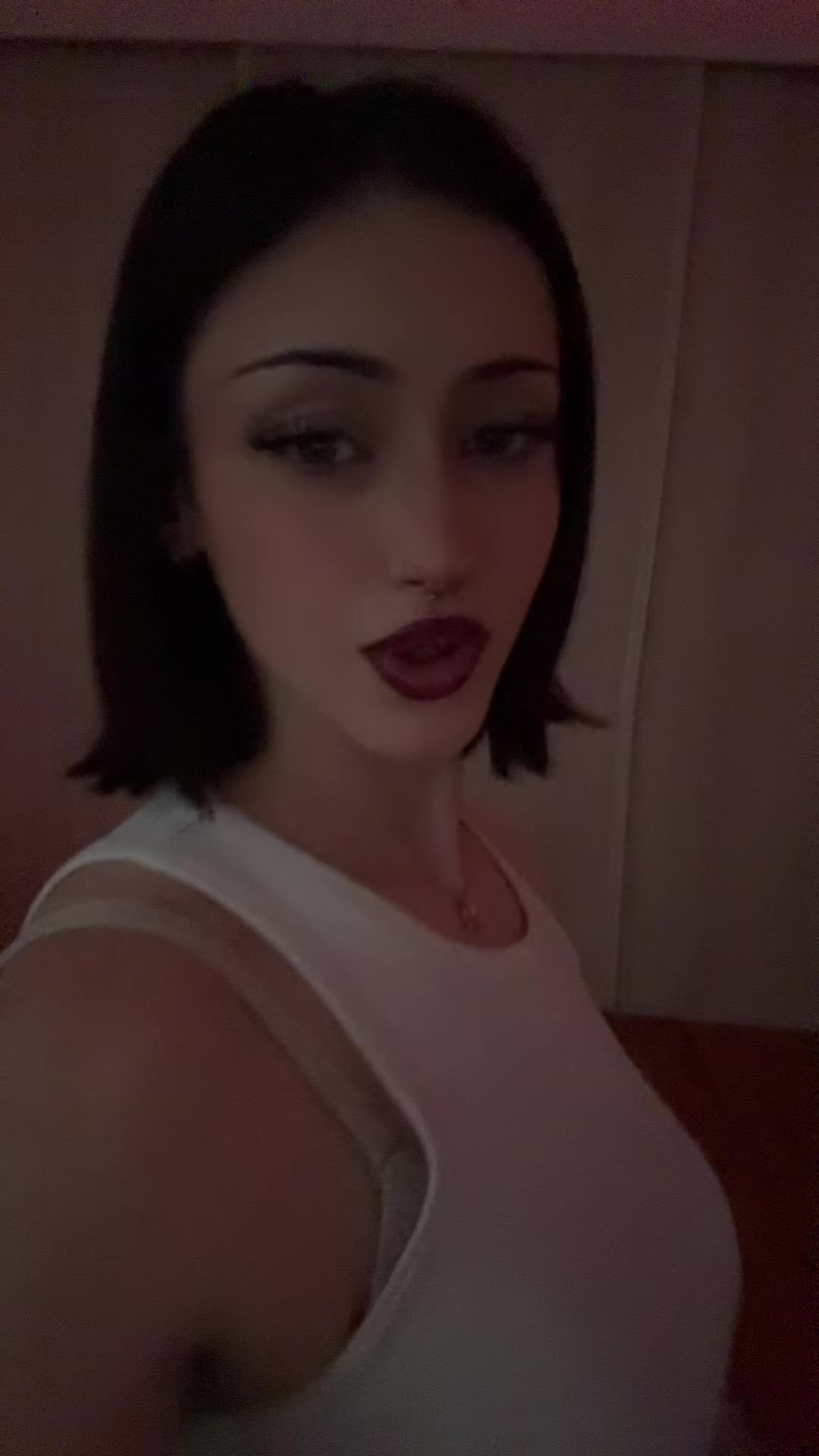 @𝔏𝔢𝔞𝔫𝔫𝔢🎀