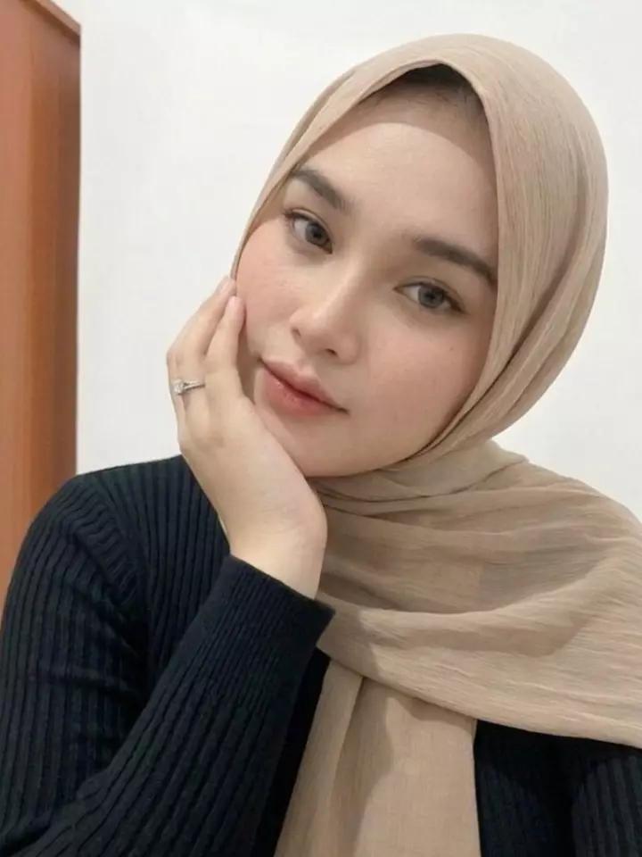 @Lia.rhmwt