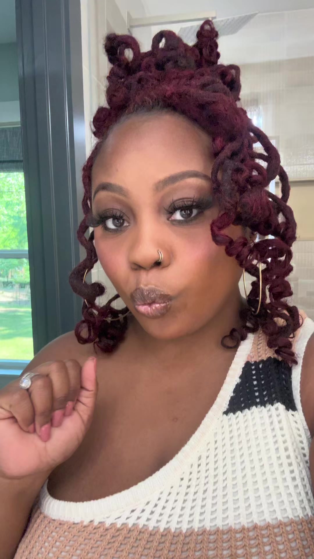 @BeautywithKells