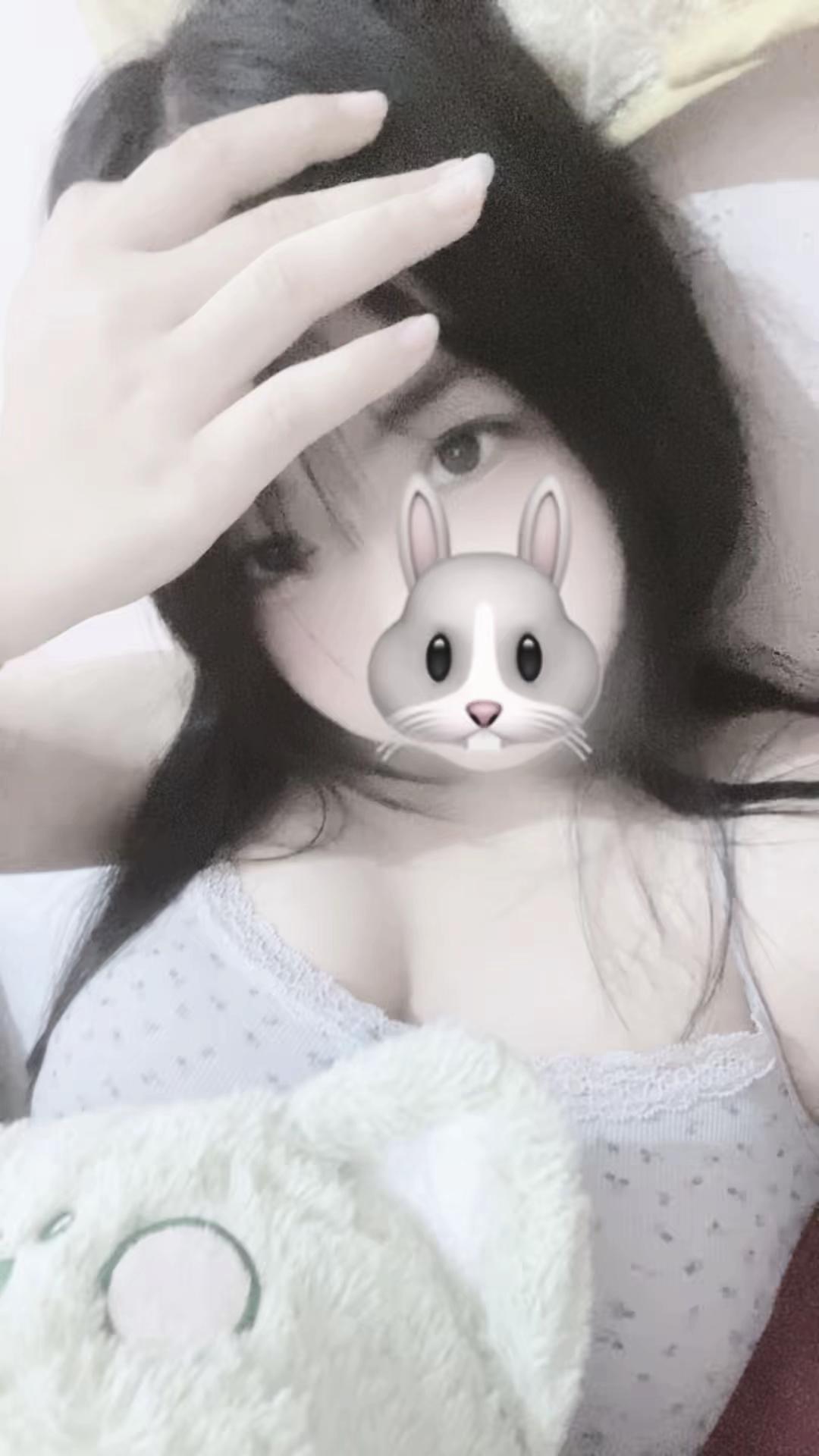 @𝐴𝑜𝑜𝑚 𝑧𝑧 🐰ྀི🤍