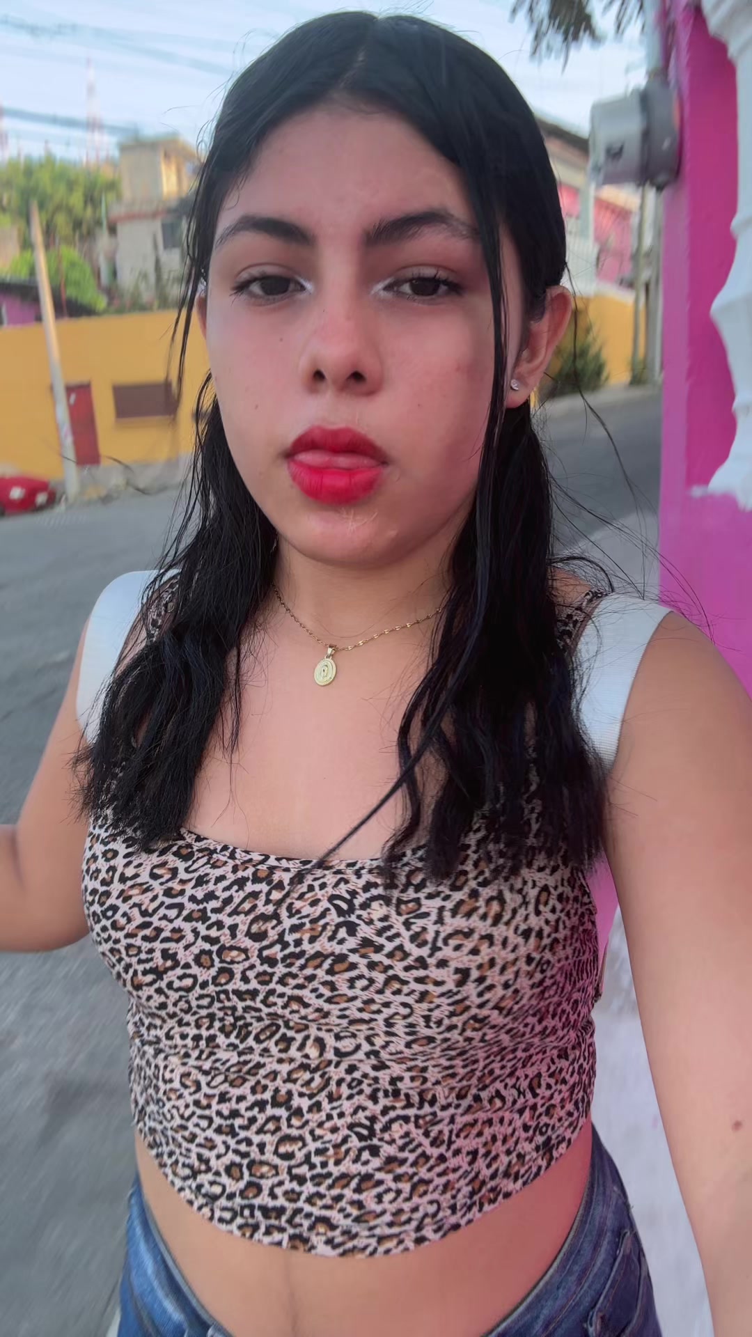 @roussanchez22