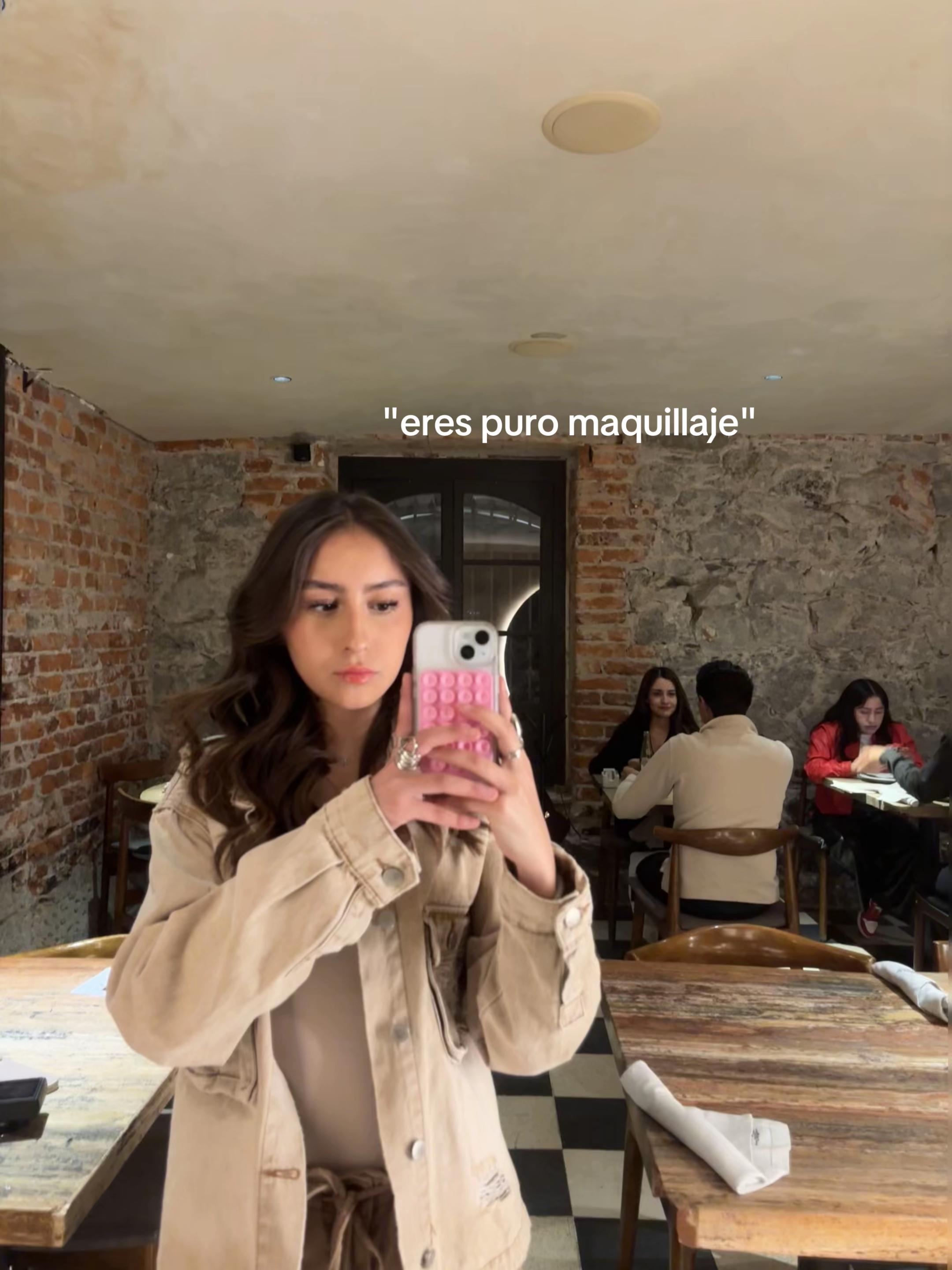 @celiwaki
