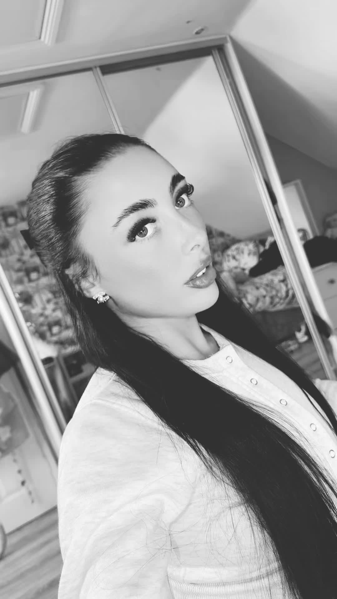 @MeghanHarrisx