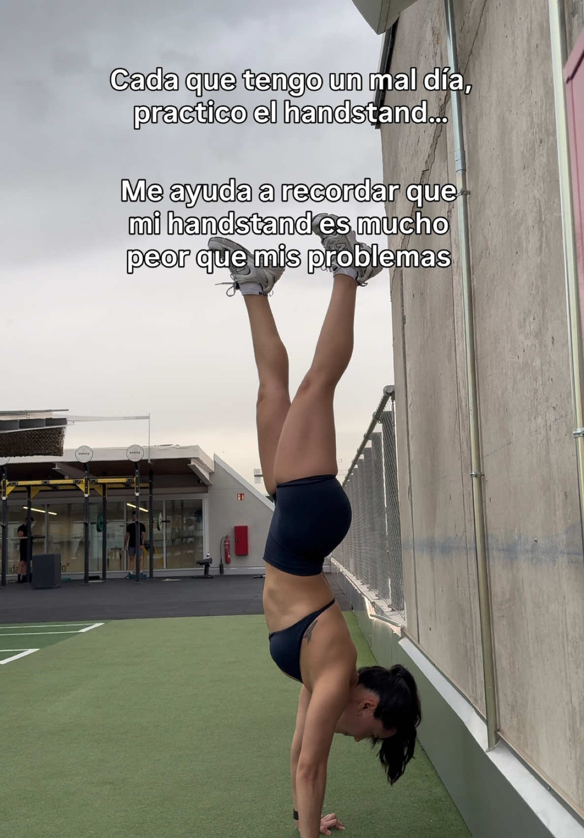 @Rebeca | Calisthenics