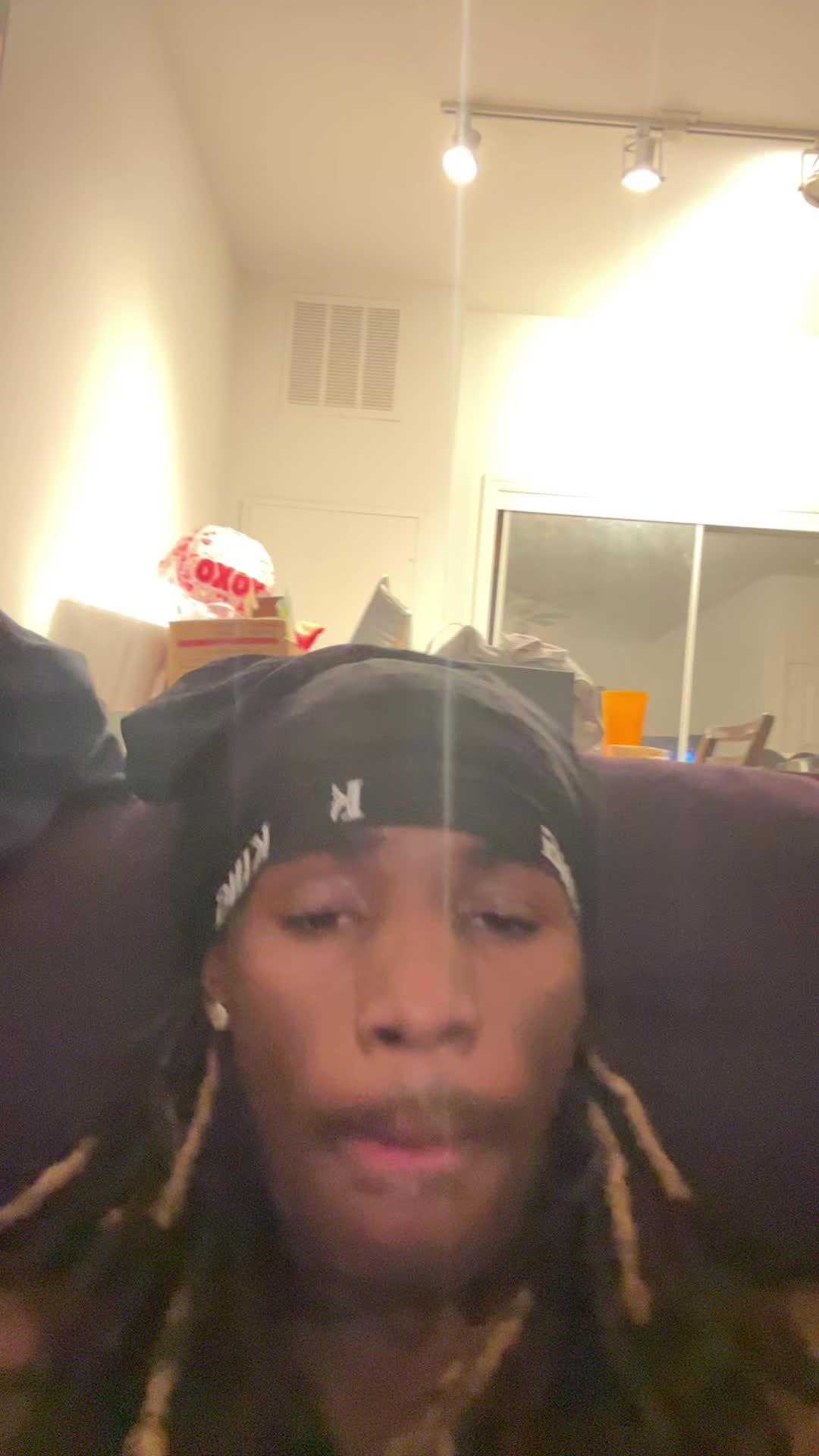 @zy