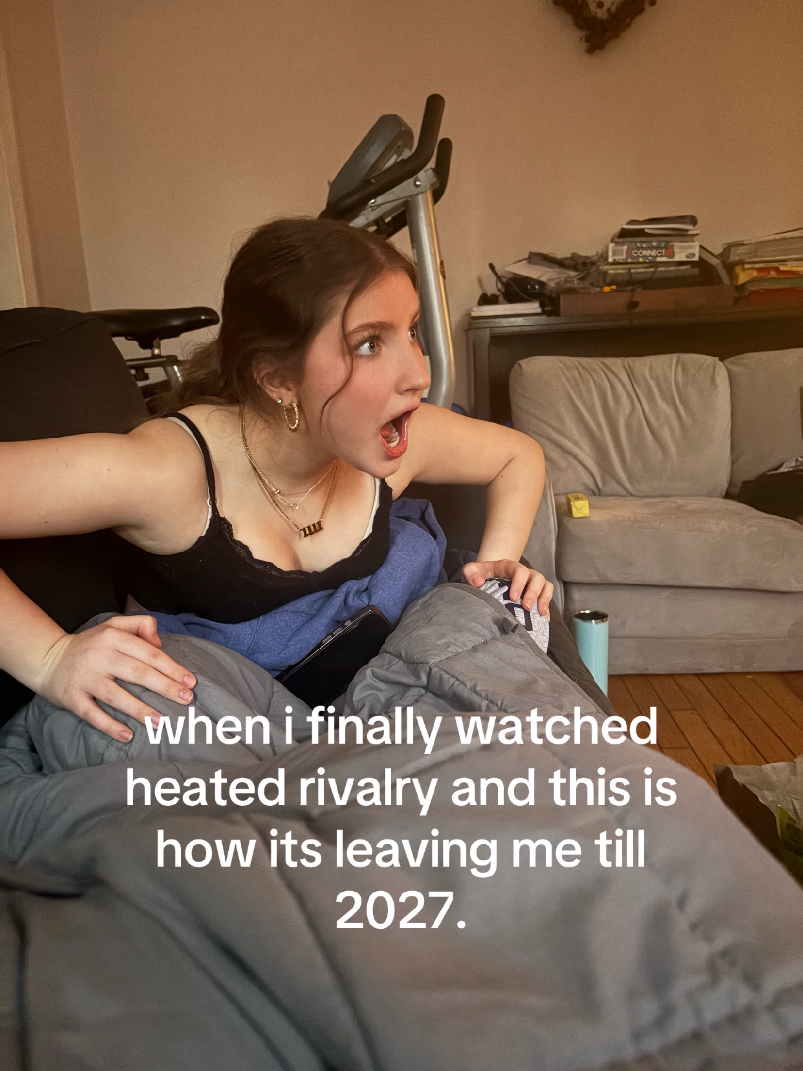 @user364783932