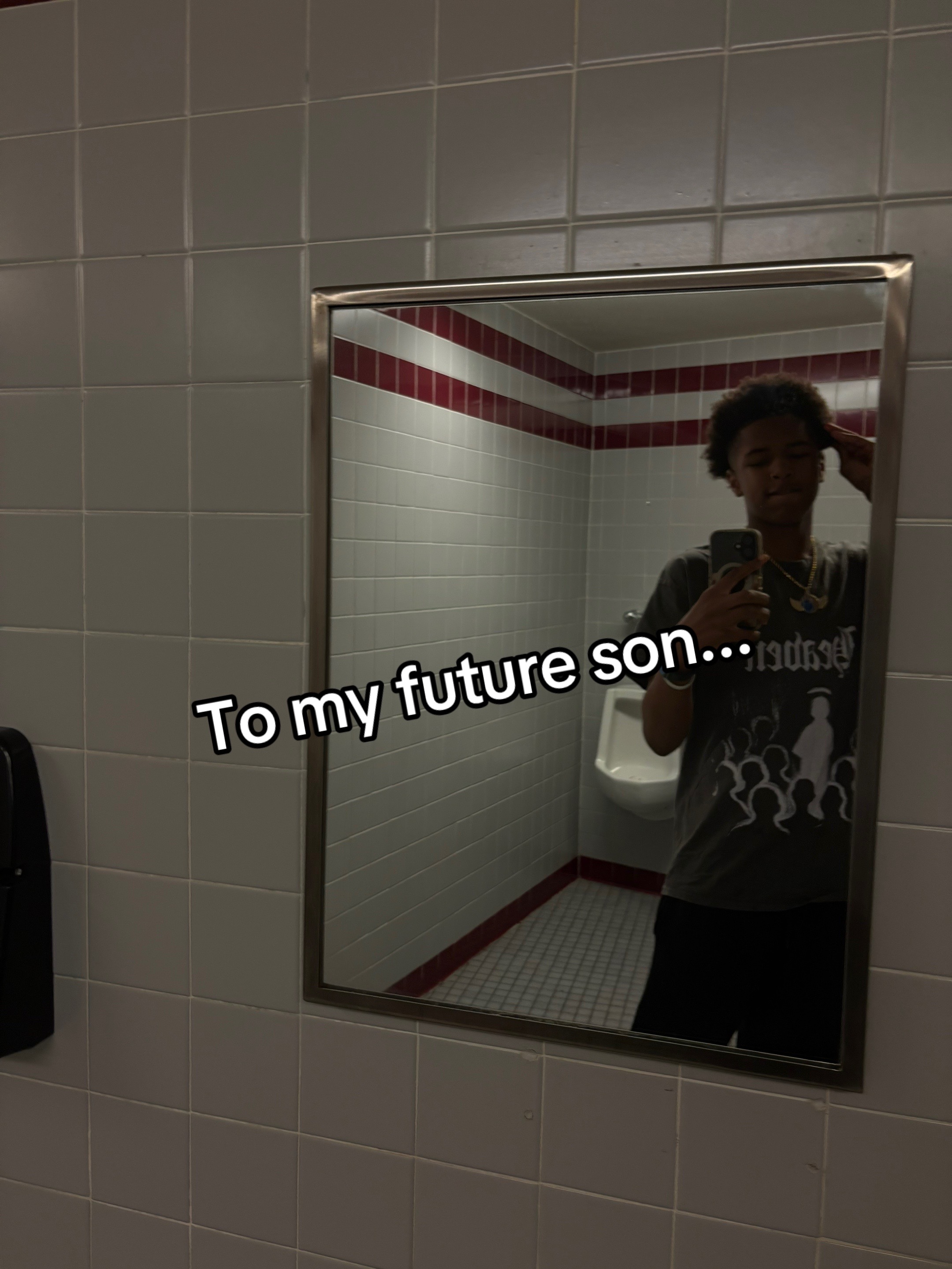 @leftyhandbucket0