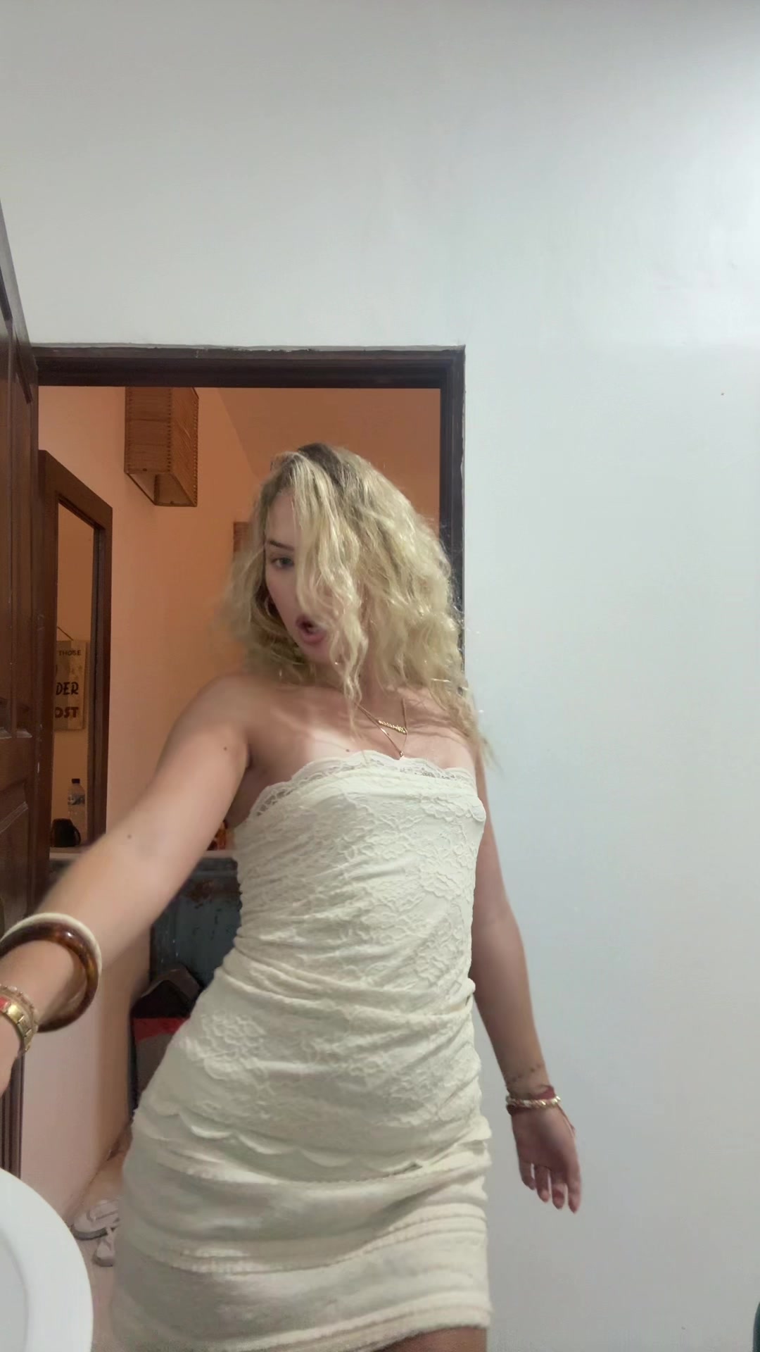 @<3