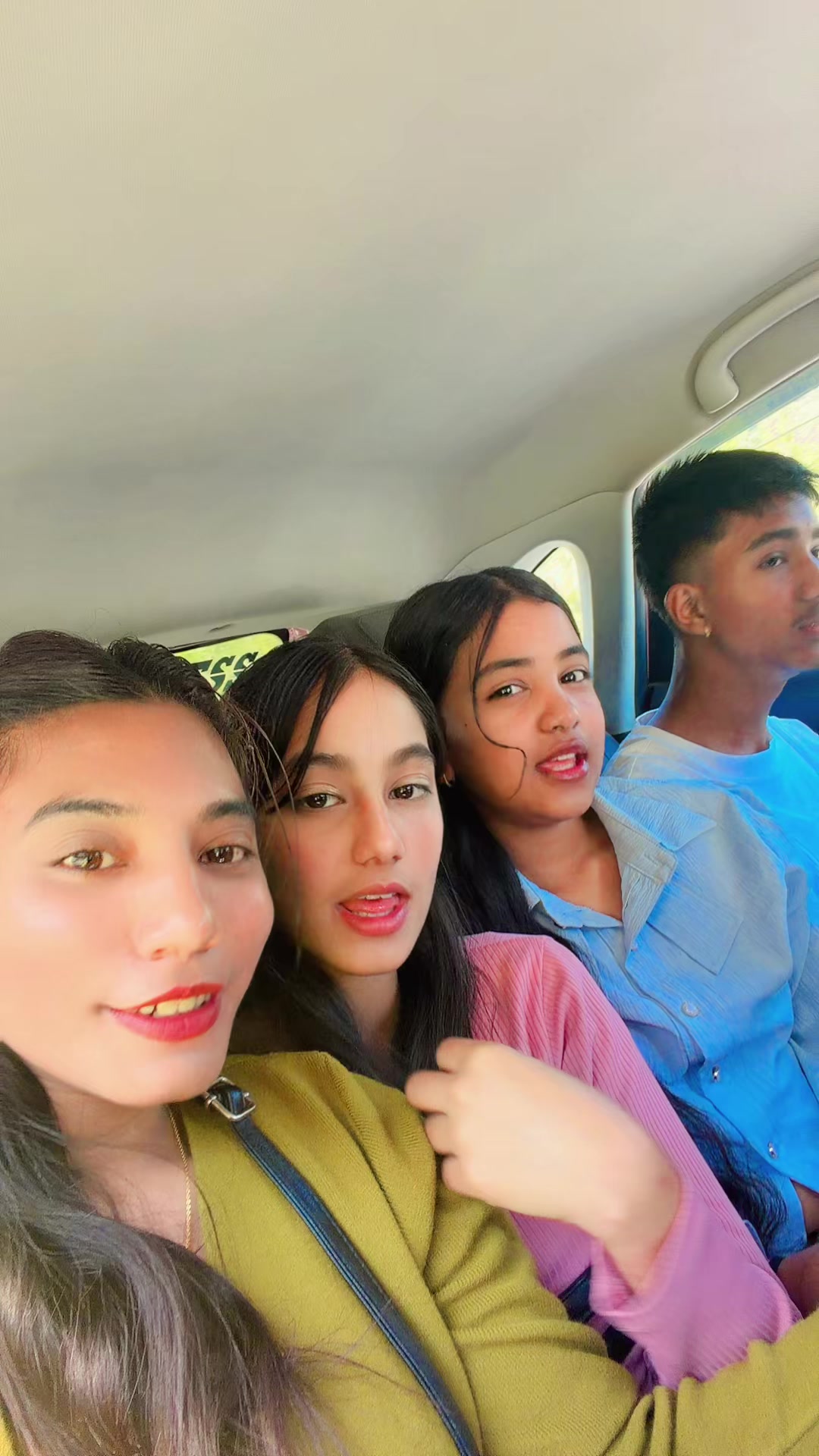 @Asmita khattri🌎🦋🦚