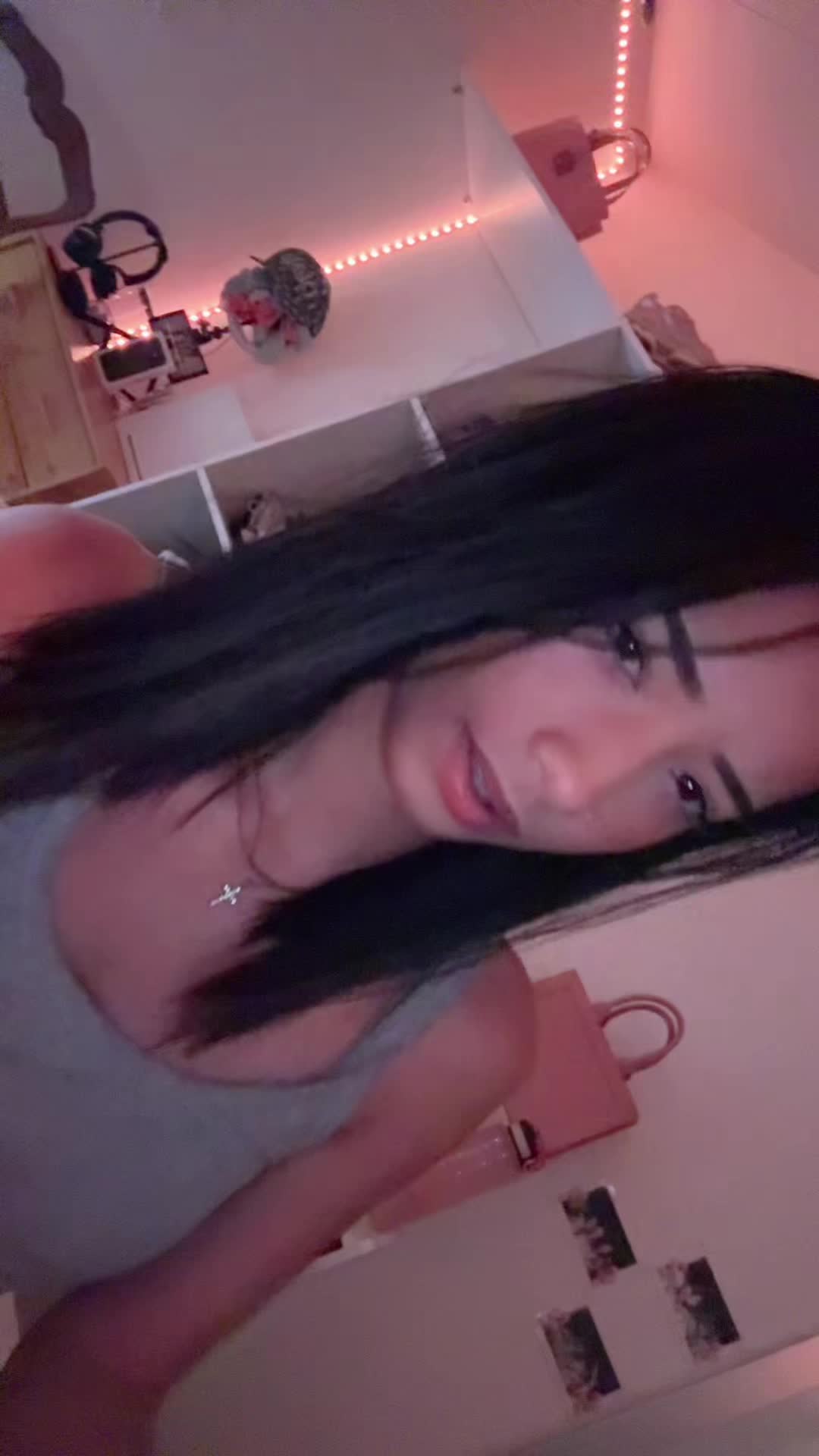 @𝓊𝓈𝑒𝓇𝓇&bull;13