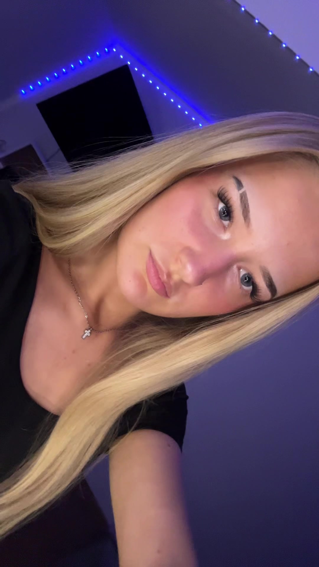 @𝒜𝓎𝓁ℯℯ𝓃