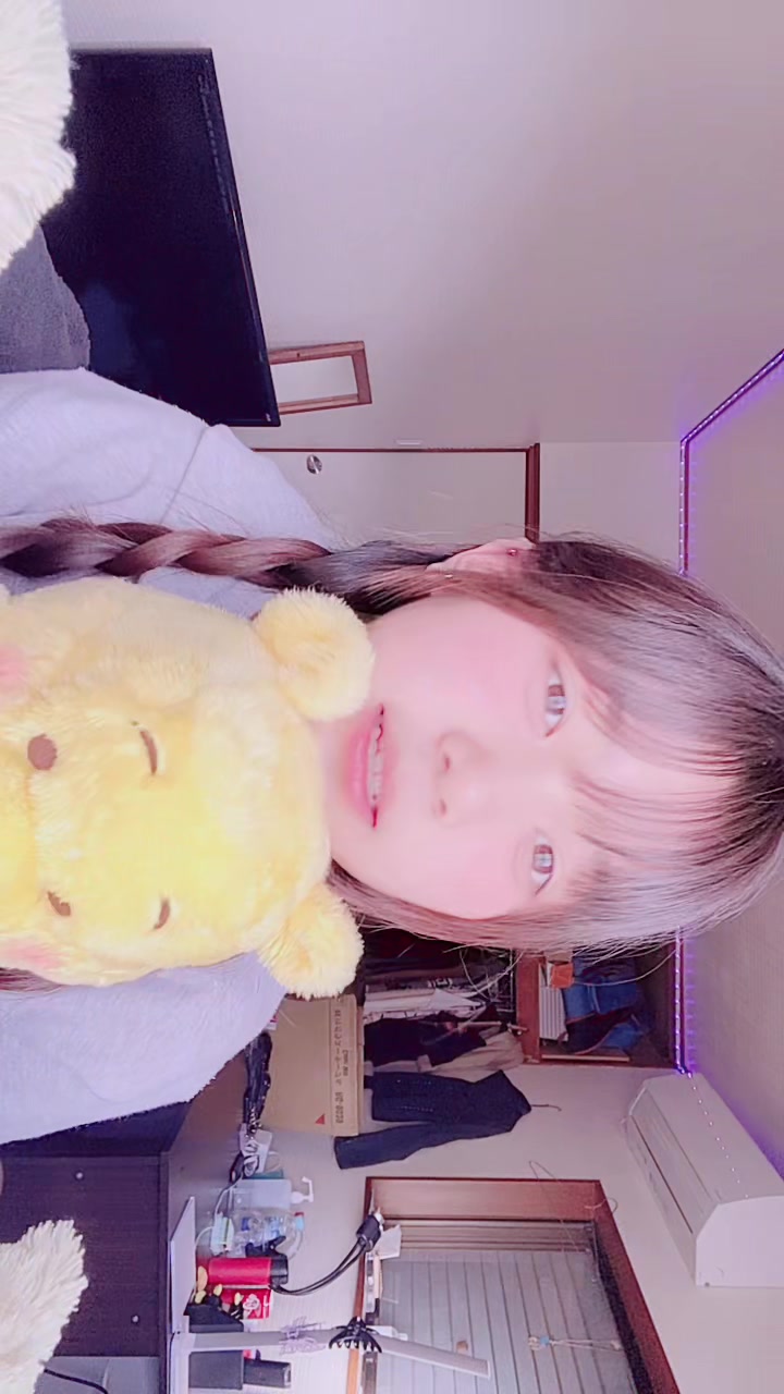 @paz.ari427