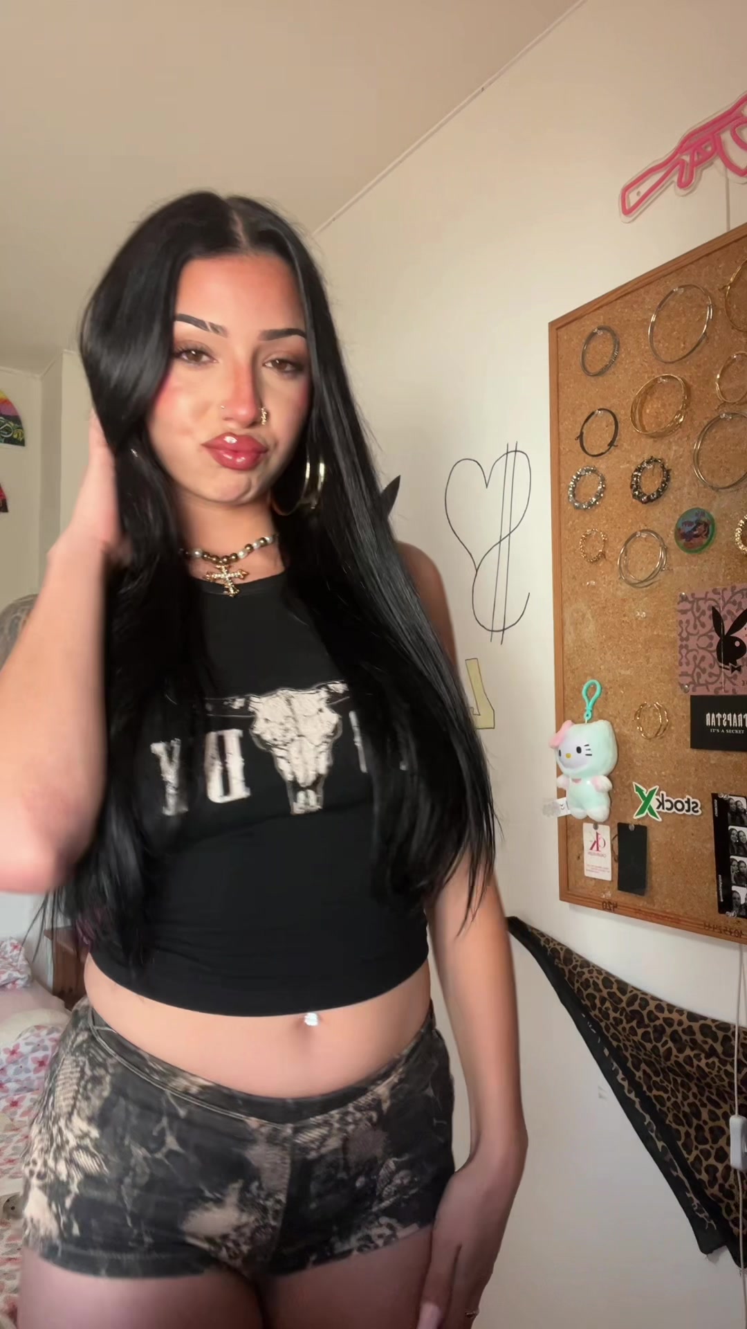 @𝑚 𝑒 𝑟 𝑦🦂