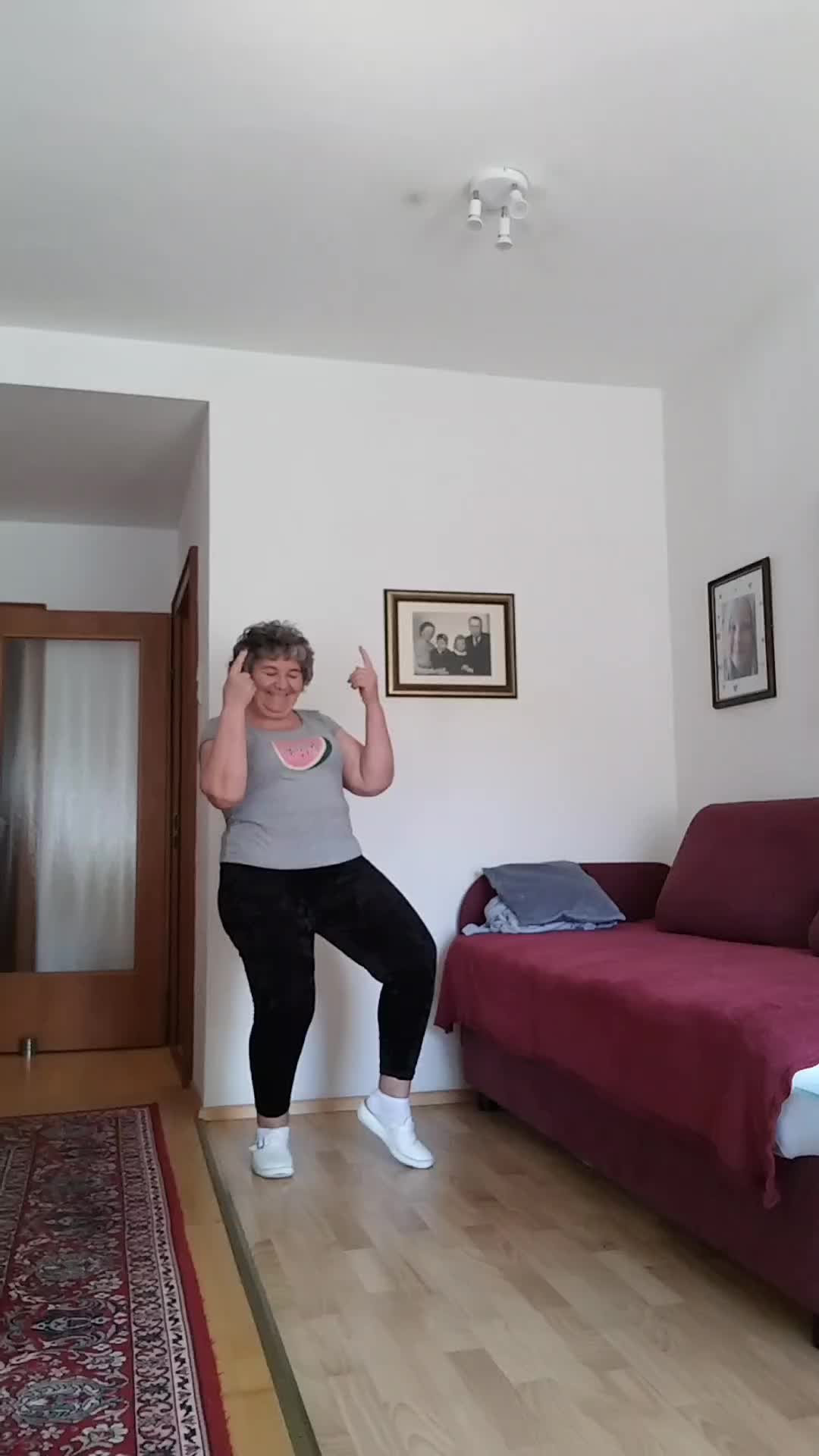@Marika Marika