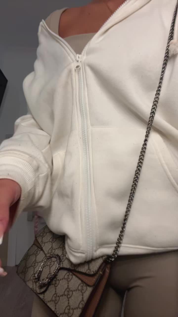 @Aniyspammiieeee