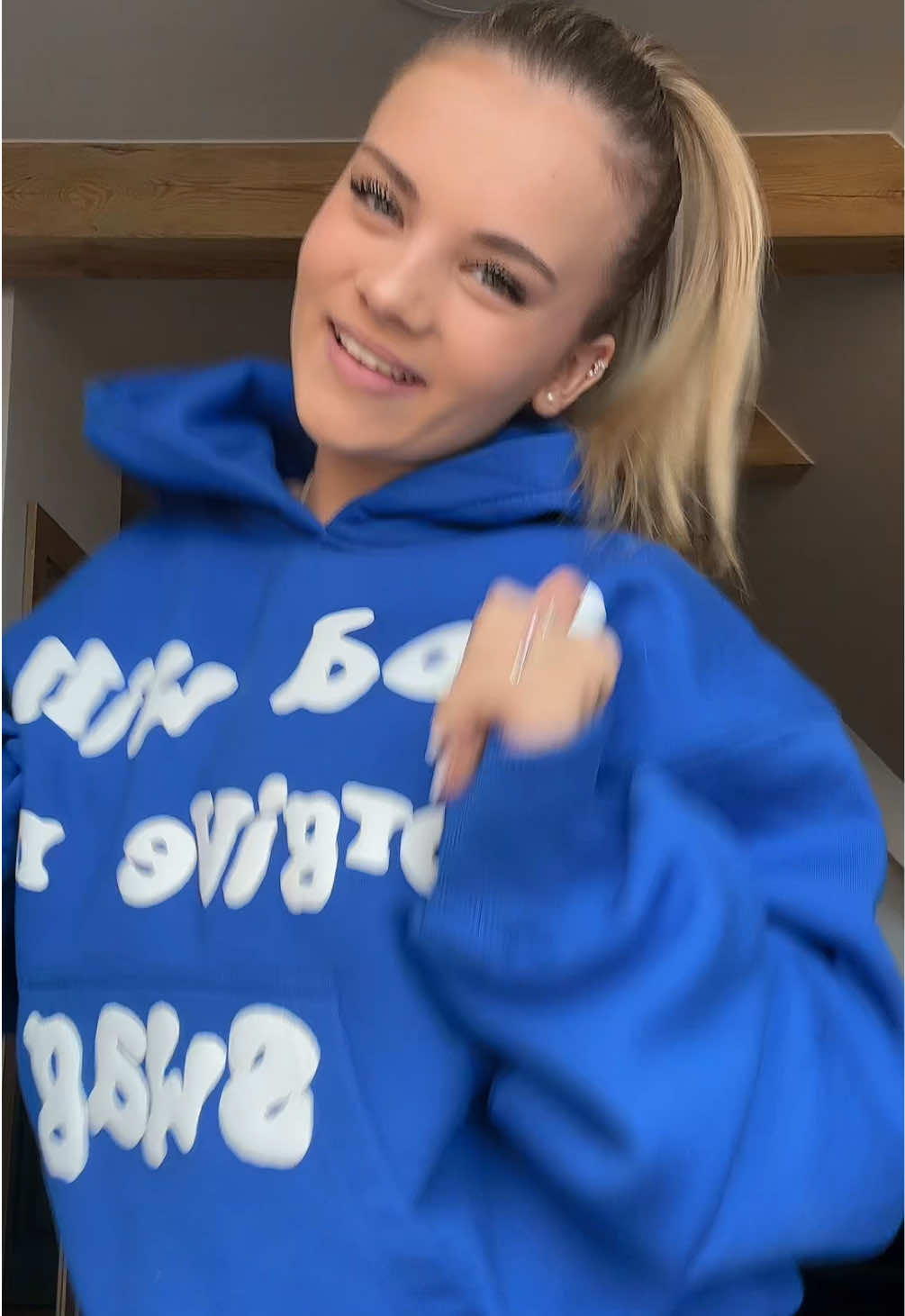 @𝑨𝒎𝒆𝒍𝒌𝒂 💗