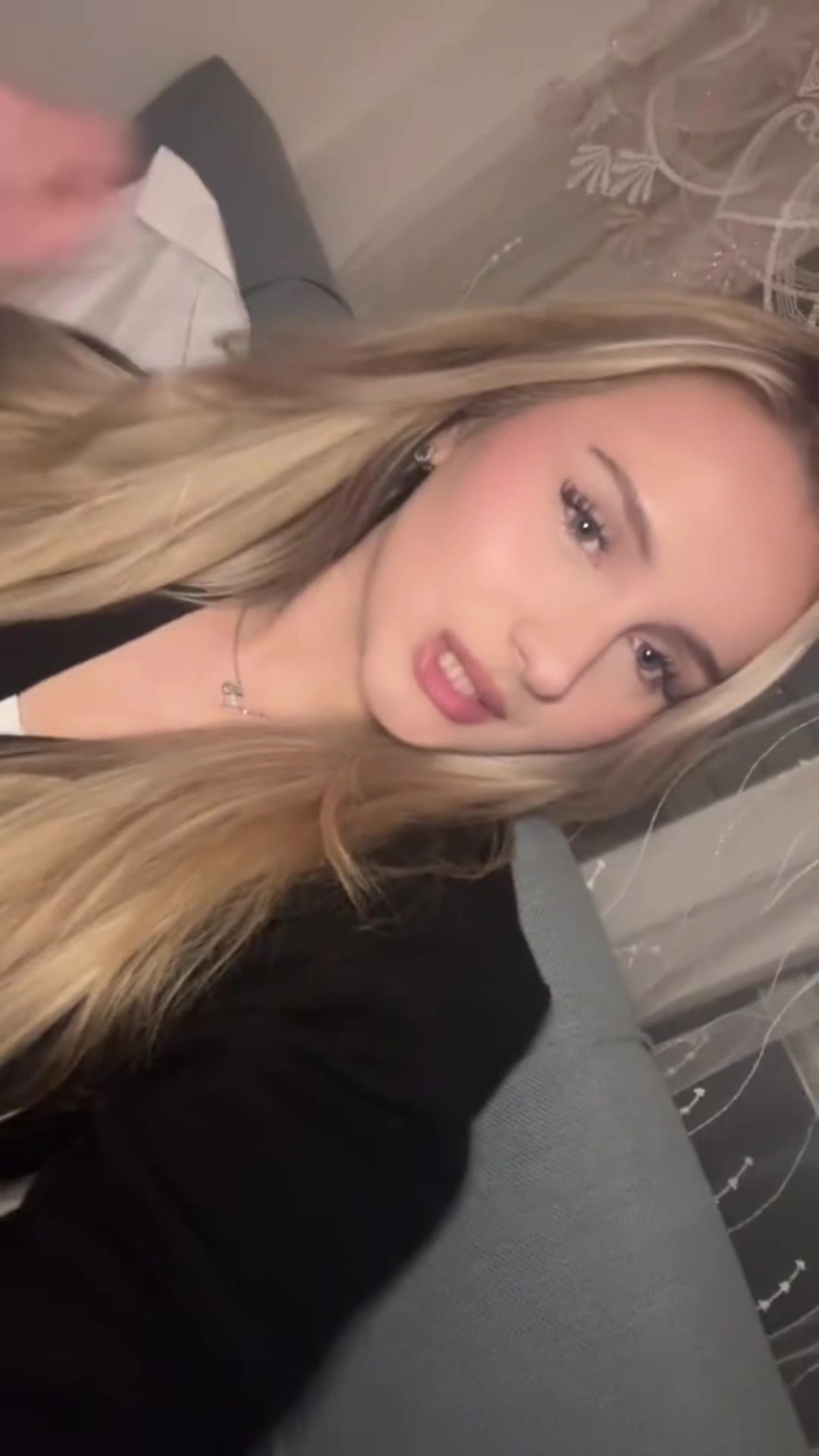 @anisa