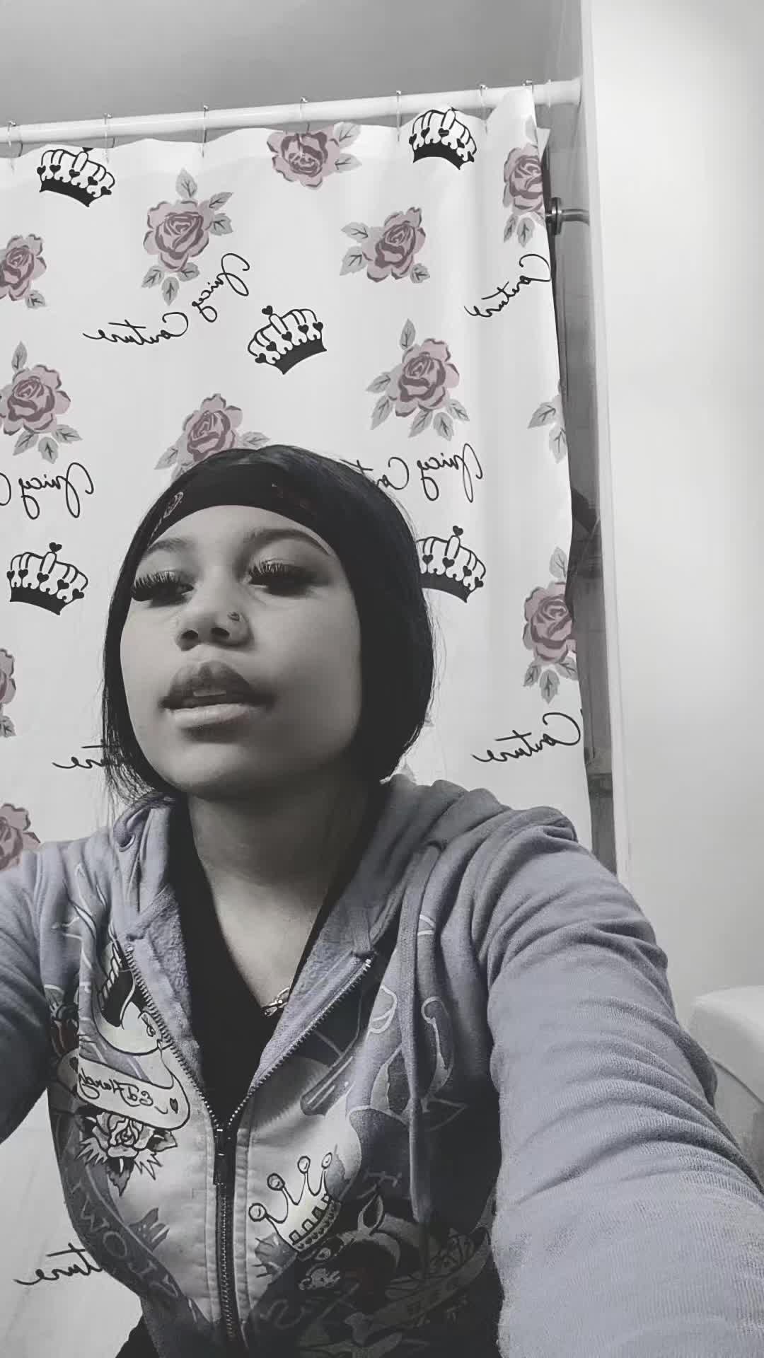 @Jayy
