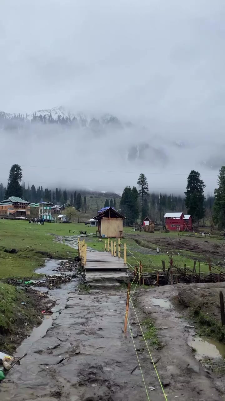 @Neelum Vista Tourism