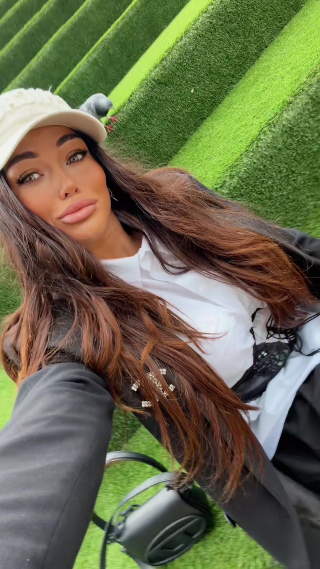@Valentina