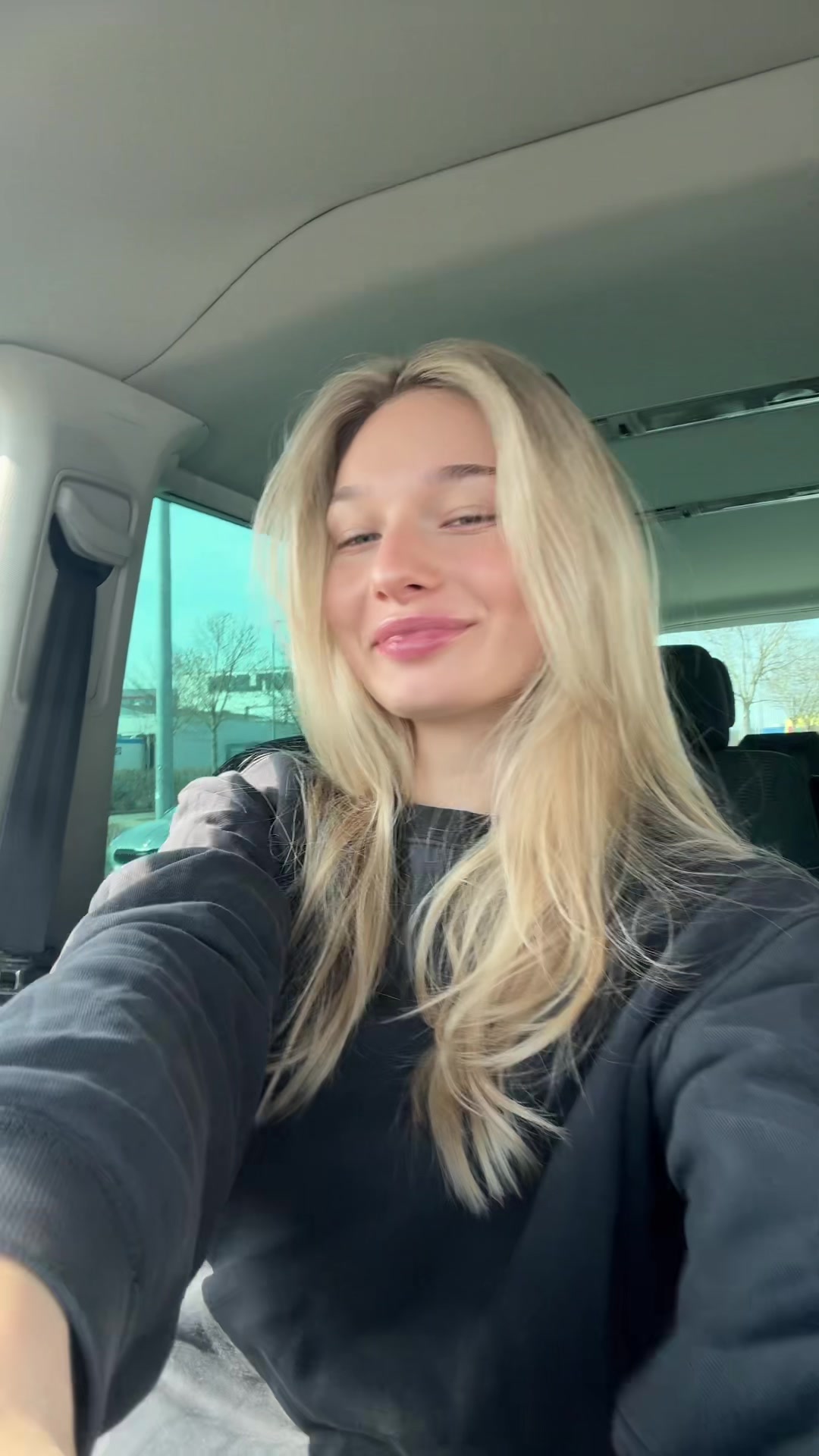 @toni
