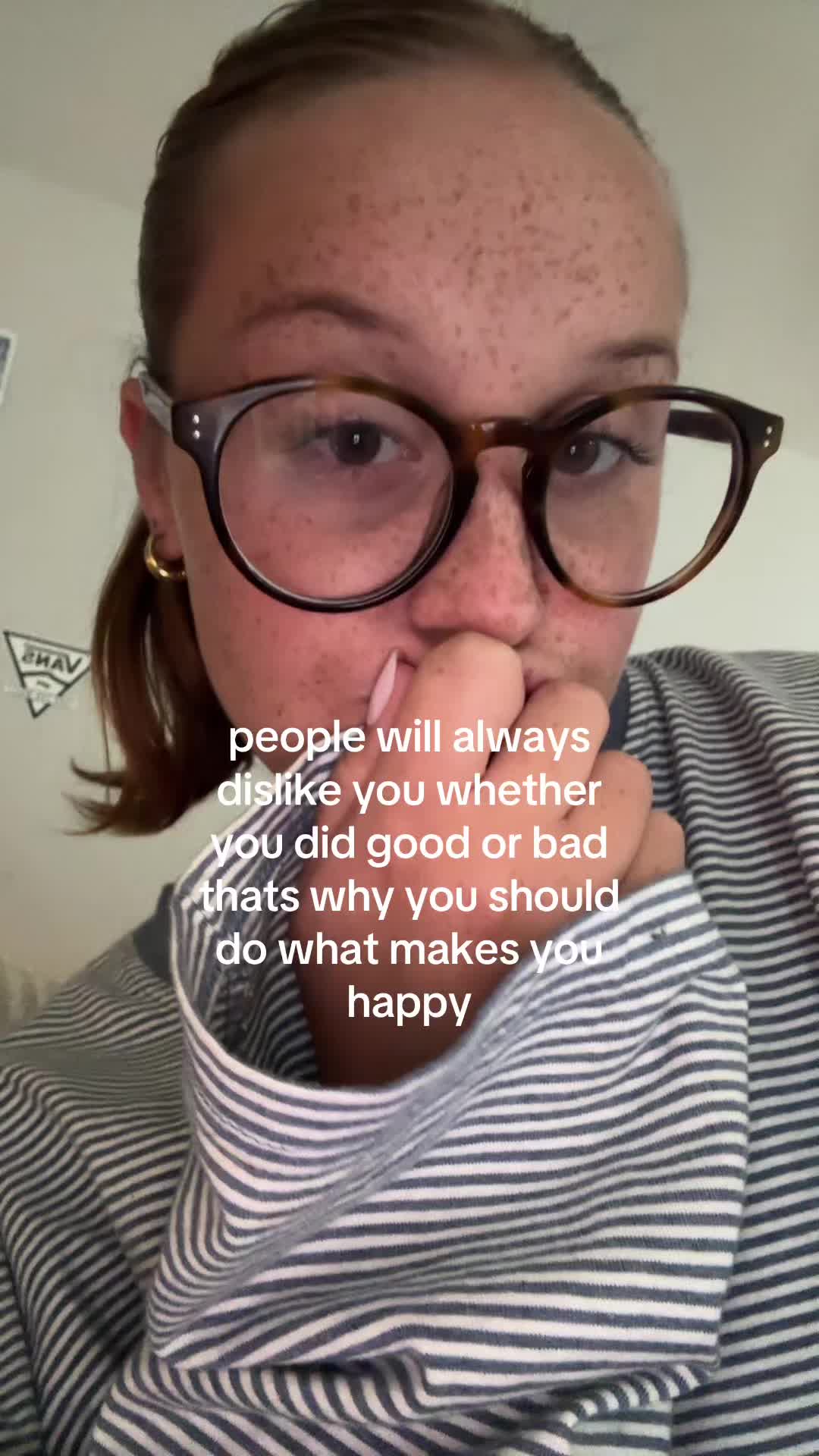 @maya🐝
