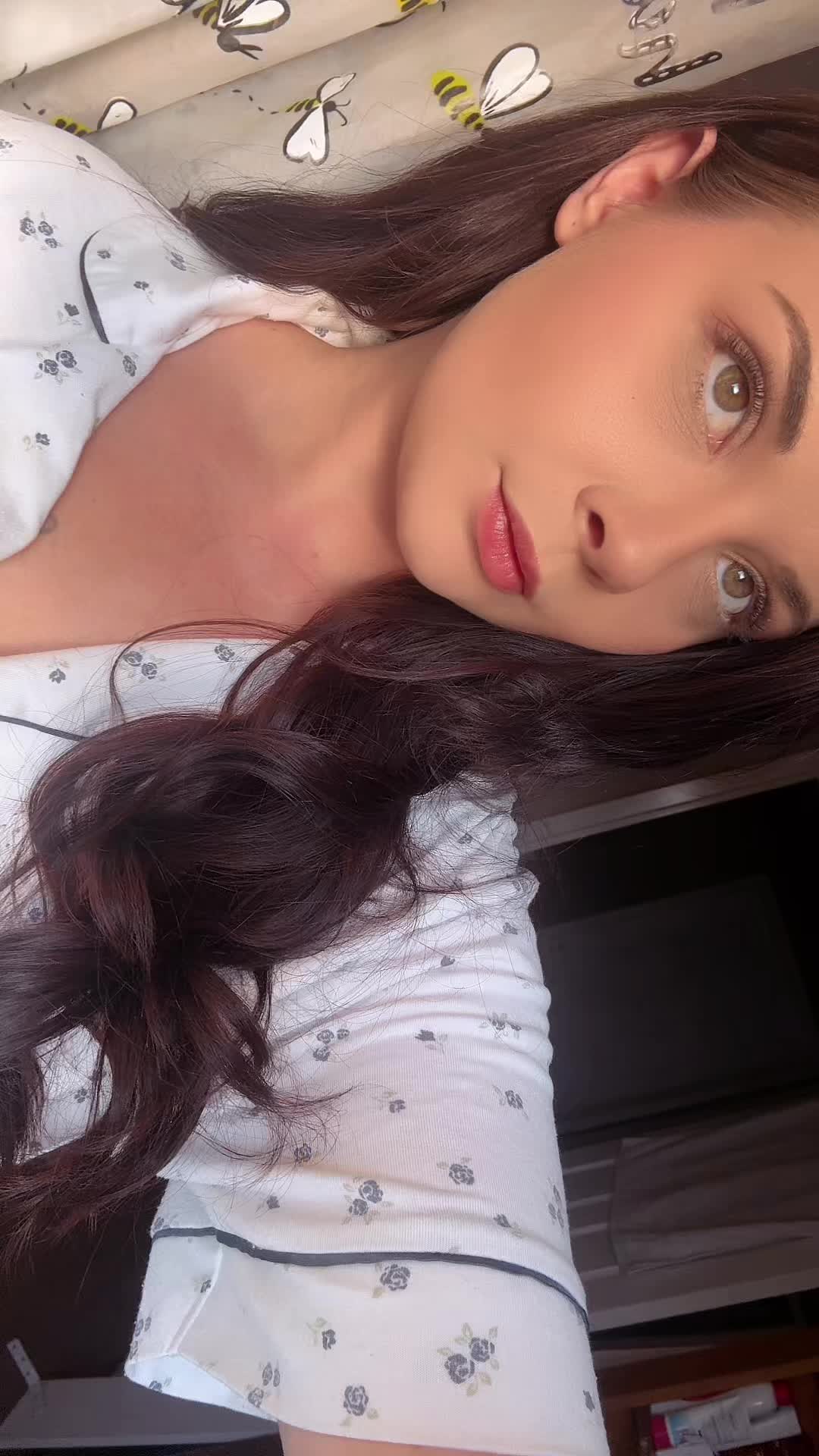 @Katlove🐝