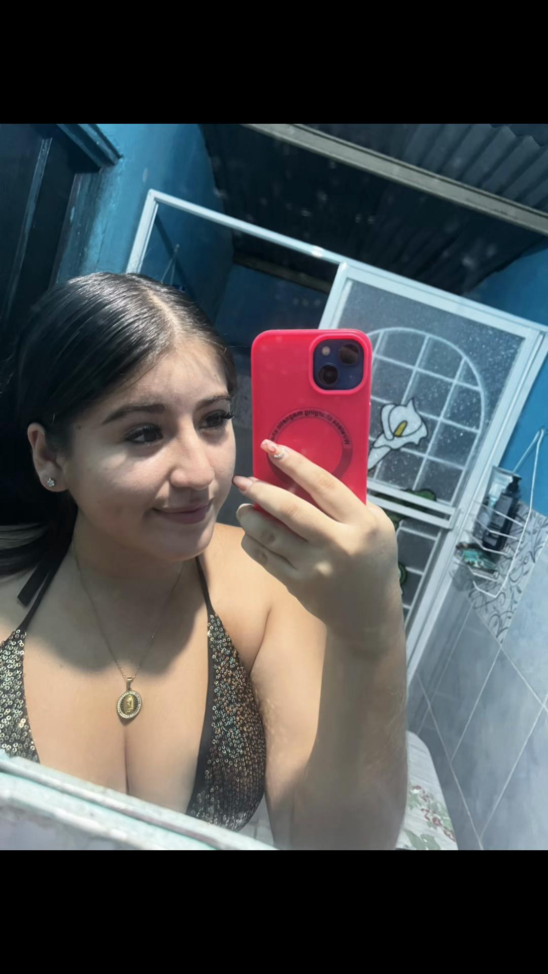 @𝓙𝓾𝓵𝔂🦋.
